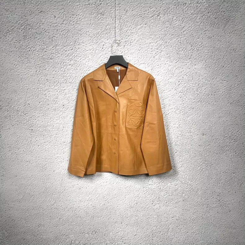 Loewe LOEWE Show caramel leather full lambskin material Size XS / US 0-2 / IT 36-38 - 1 Thumbnail