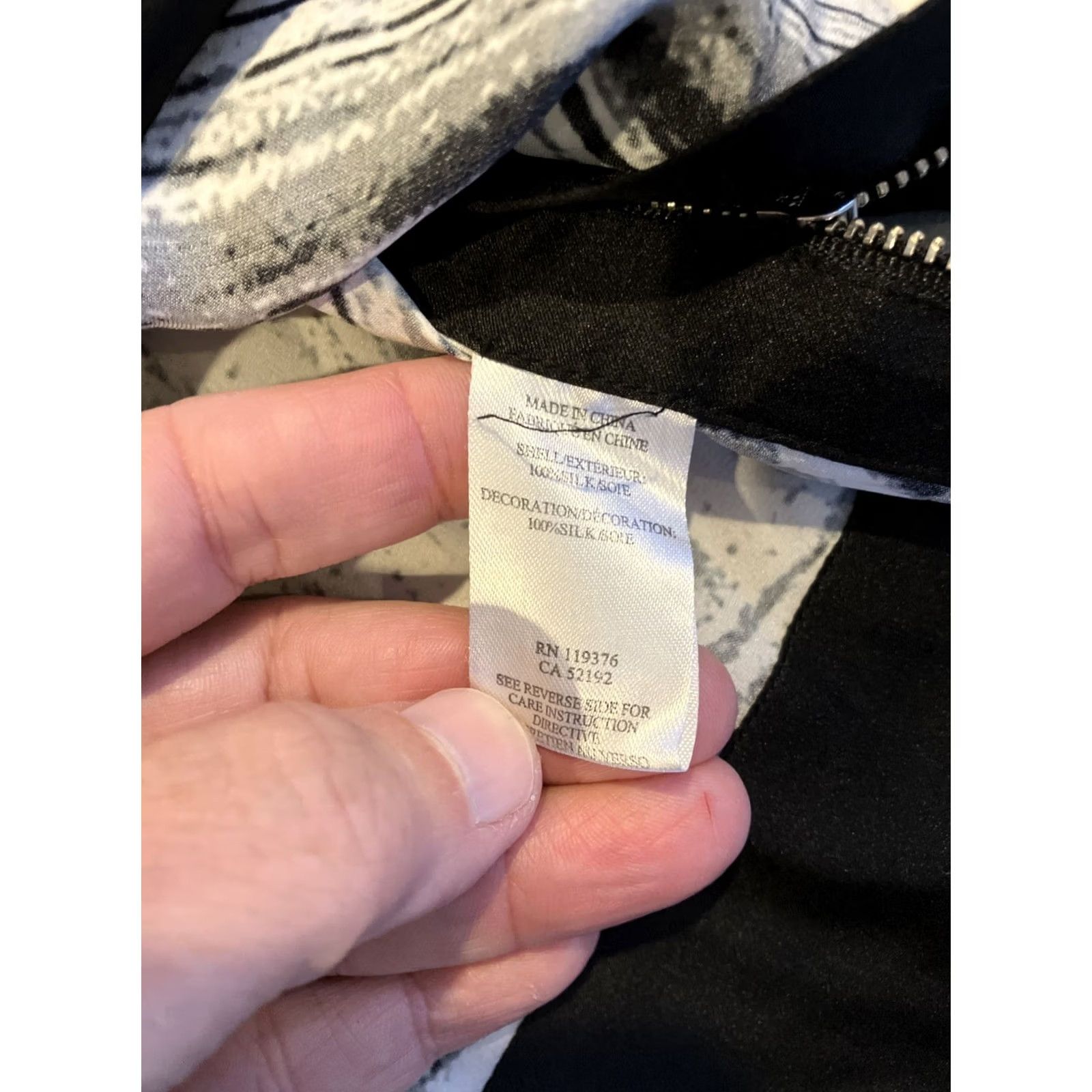 Helmut Lang VINTAGE HELMUT LANG Blouse Women's Medium 100% Silk Sleeveless Zipper Sides Gray Satin Crew Neck Modern Basic Seasonal Women’s Size M / US 6-8 / IT 42-44 - 4 Thumbnail