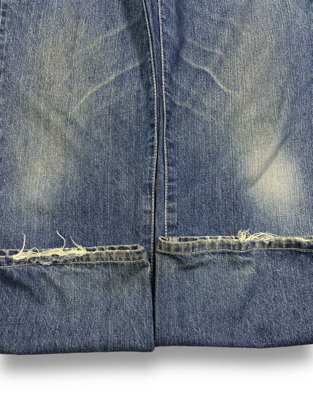 Japanese Brand Vintage Japanese Brand Blue Washed Loose Fit Ripped Jeans Size US 34 / EU 50 - 9 Thumbnail