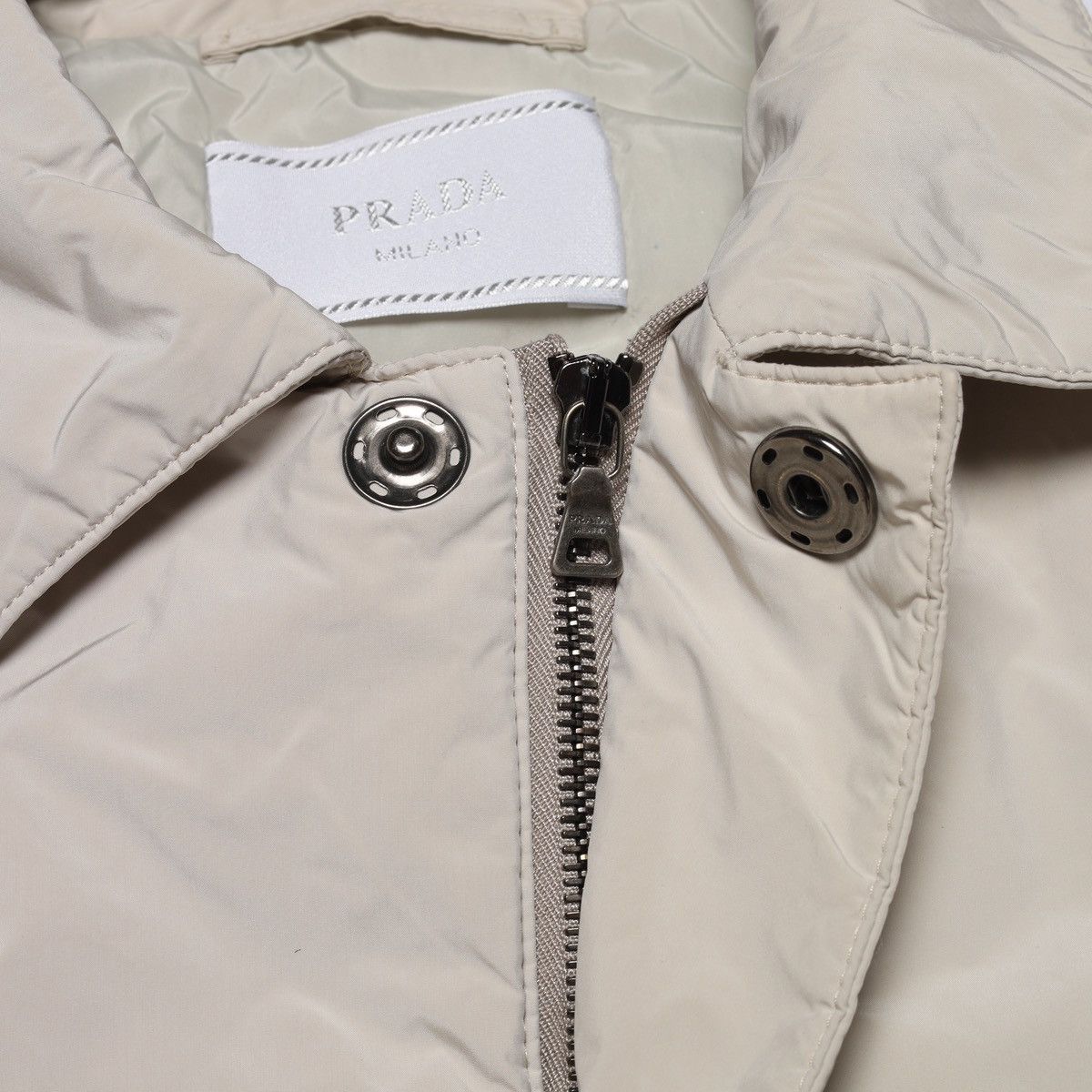 Prada Prada White Milk Puffer Jacket Coat Parka Size XL / US 12-14 / IT 48-50 - 5 Thumbnail