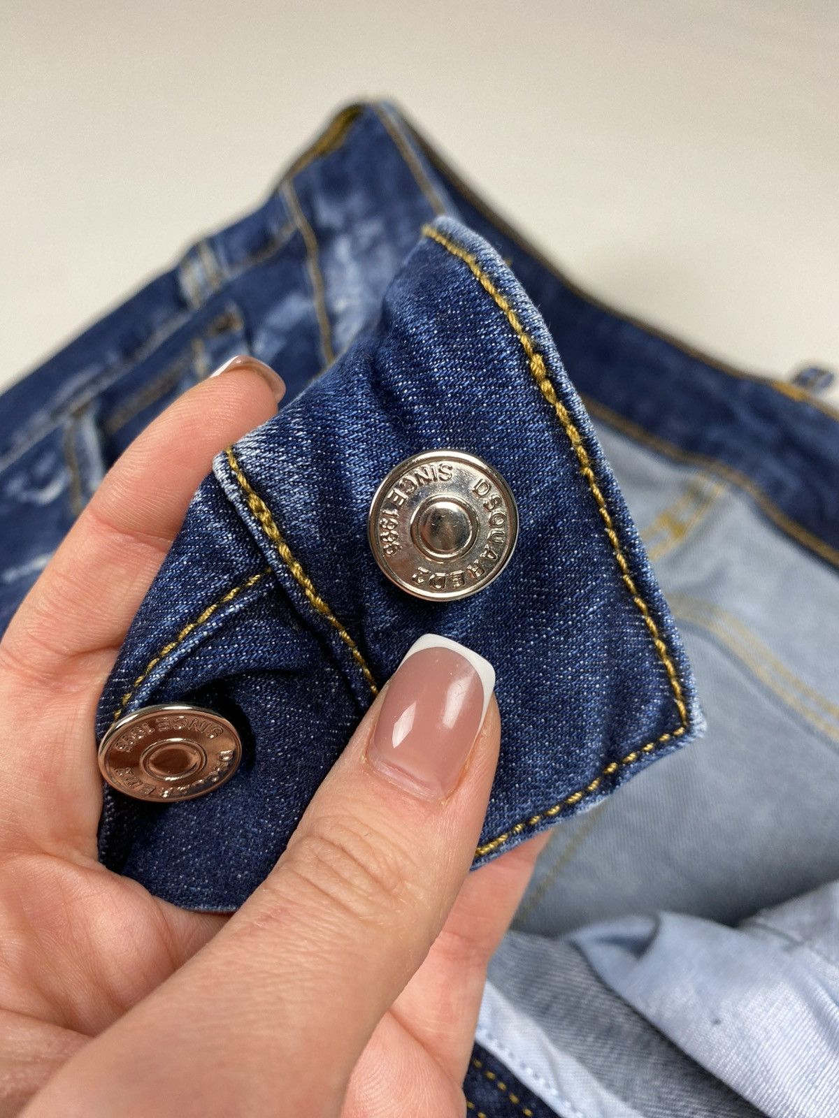 Dsquared2 Dsquared2 Ladies Distressed Denim Jeans Size 42 Size 28" / US 6 / IT 42 - 18 Thumbnail