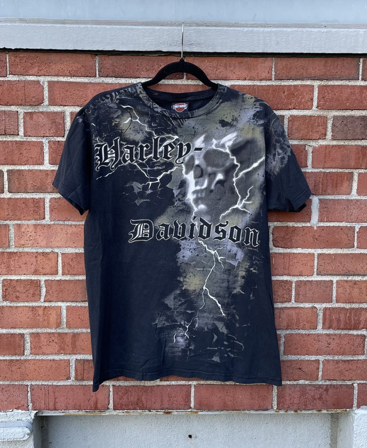 Harley Davidson 09 Harley Davidson Skull Lightning Dual Print Graphic TShirt Size US L / EU 52-54 / 3 - 1 Thumbnail