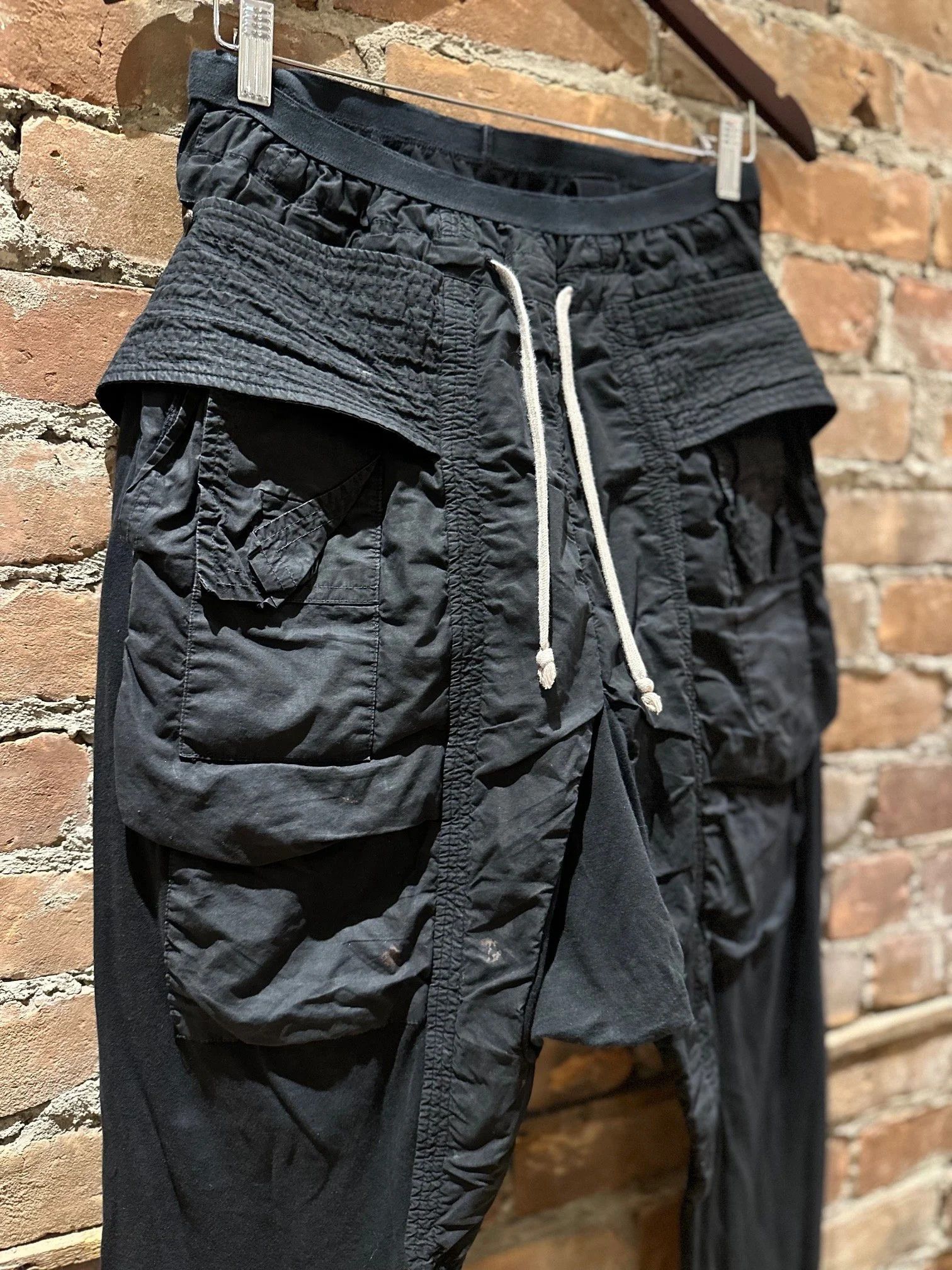 Rick Owens Drkshdw Rick Owens DRKSHDW Drop-Crotch Creatch Cargo Size US 30 / EU 46 - 4 Thumbnail