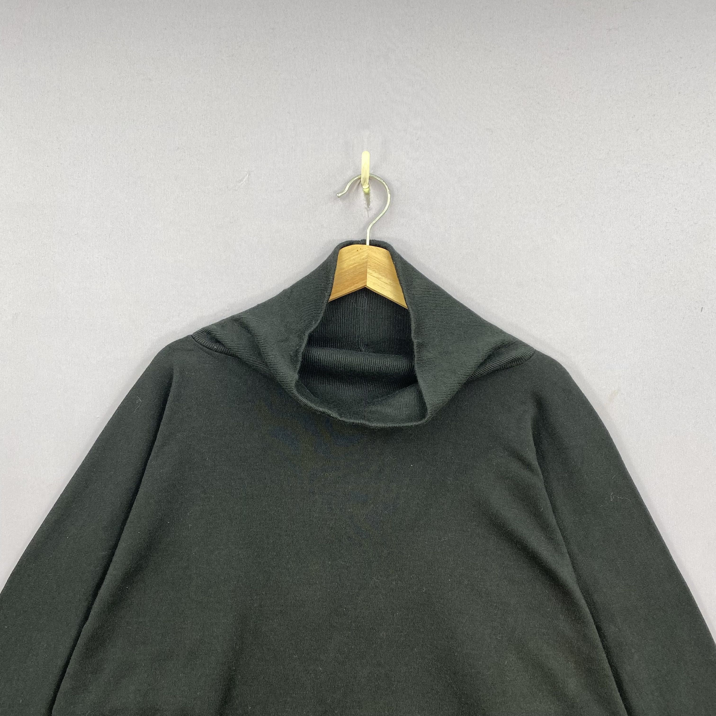 Japanese Brand Vintage 90s Norma Kamali Dolman Batwing Turtleneck Sweater Size M / US 6-8 / IT 42-44 - 4 Thumbnail