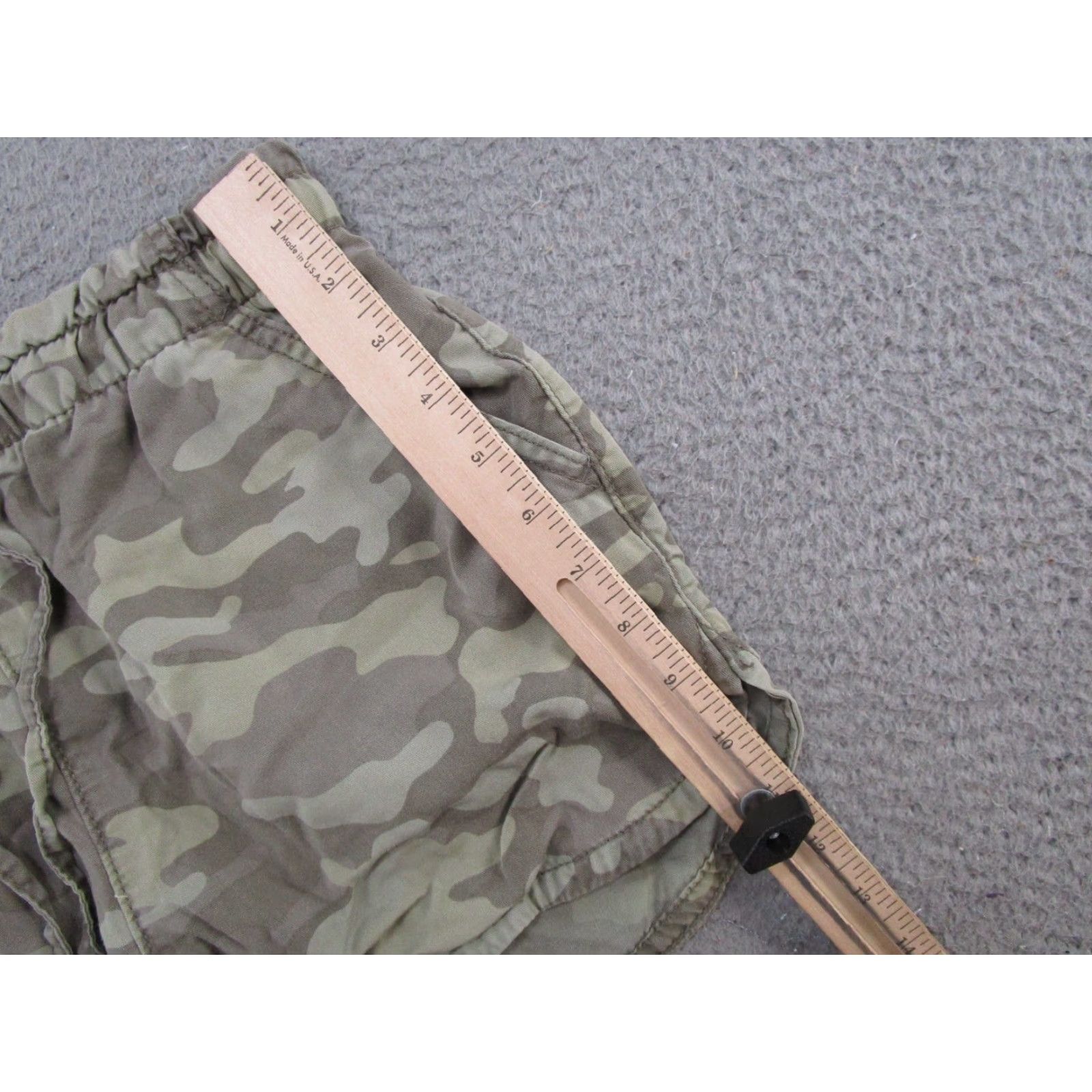 American Eagle Outfitters VINTAGE American Eagle Elastic Waist Camo 100% Lyocell Shorts Womens M Drawstring Green Beach Summer Womens Size 32" / US 10 / IT 46 - 5 Thumbnail