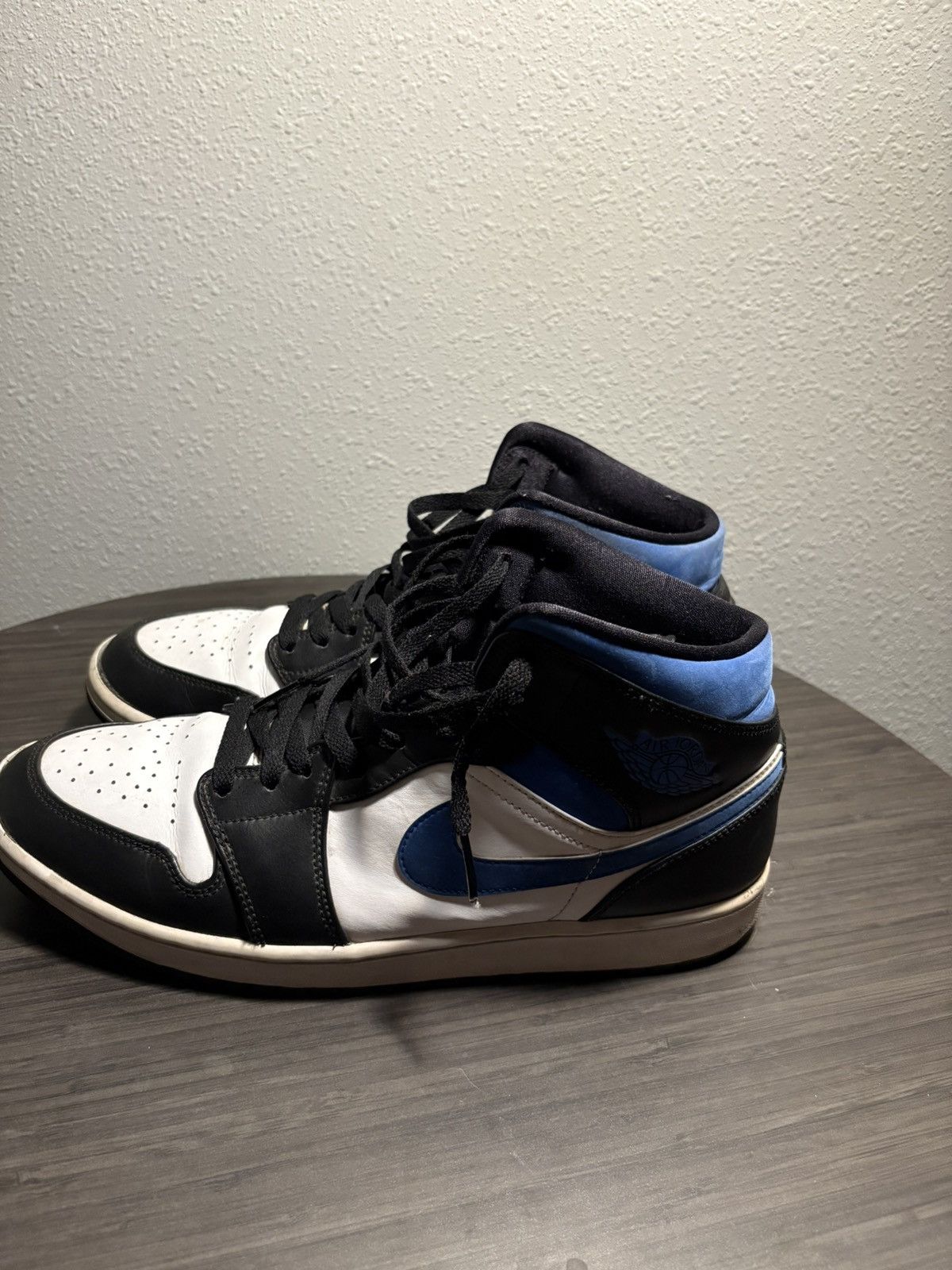 Jordan Brand × Nike Jordan 1 Mid White Black Racer Blue Size US 12 / EU 45 - 3 Thumbnail