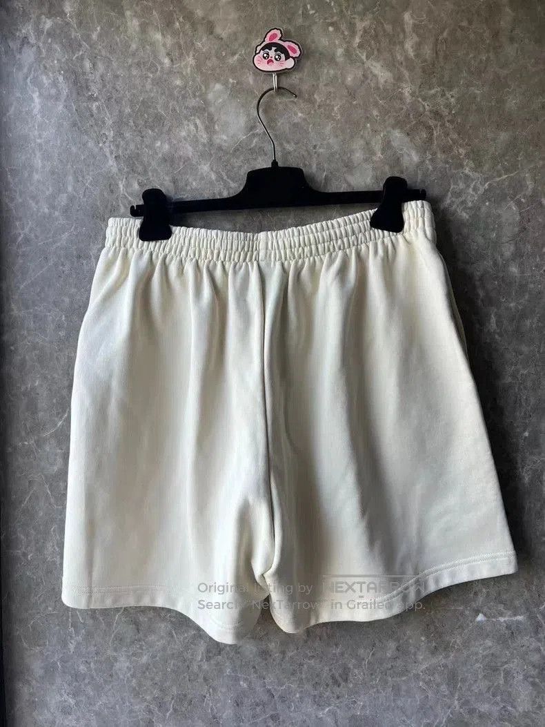 Balenciaga Balenciaga Solid Embroidered Coke Shorts. Size US 27 - 2 Thumbnail