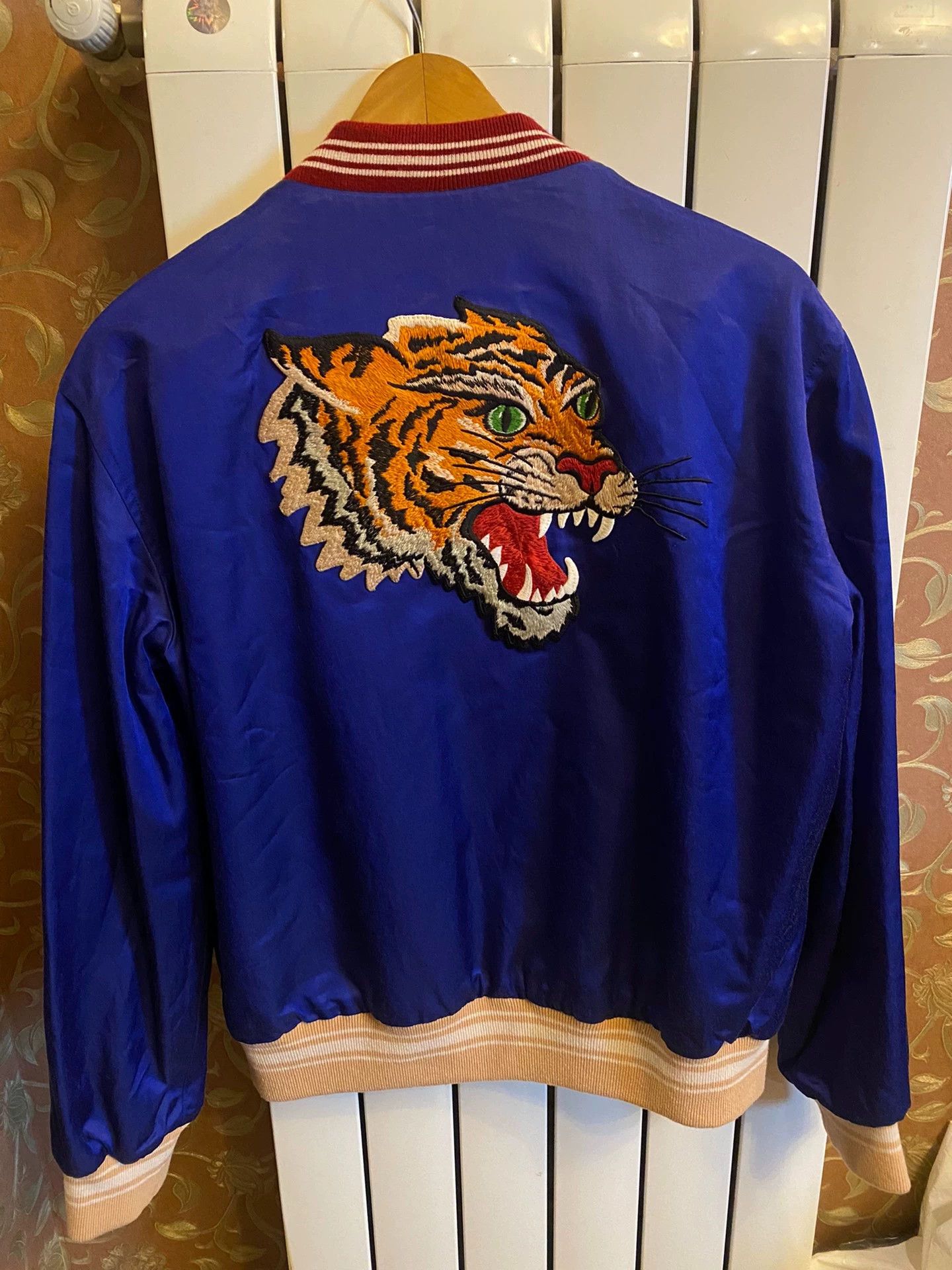Gucci Gucci Double-Sided Tiger & Monster Embroidered Jacket 46/48 Size US S / EU 44-46 / 1 - 1 Thumbnail