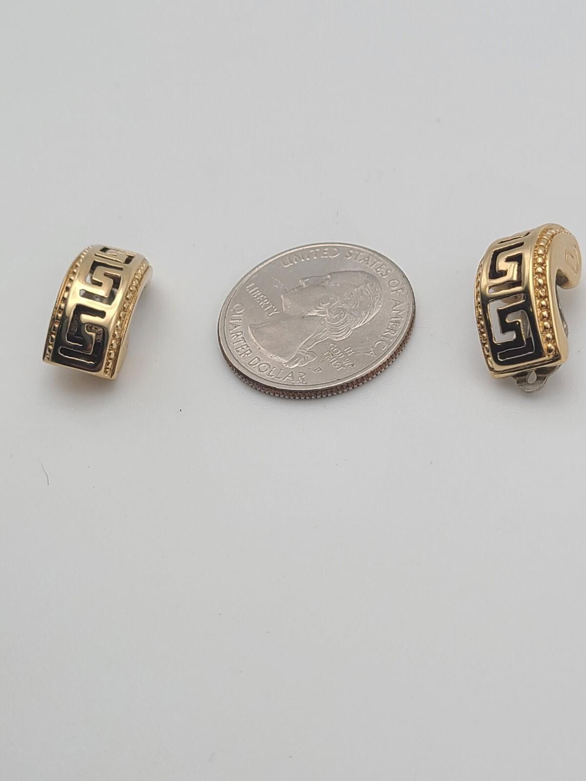 The Unbranded Brand Vintage Greek Key Pattern Earrings In 14k Gold Size ONE SIZE - 3 Thumbnail