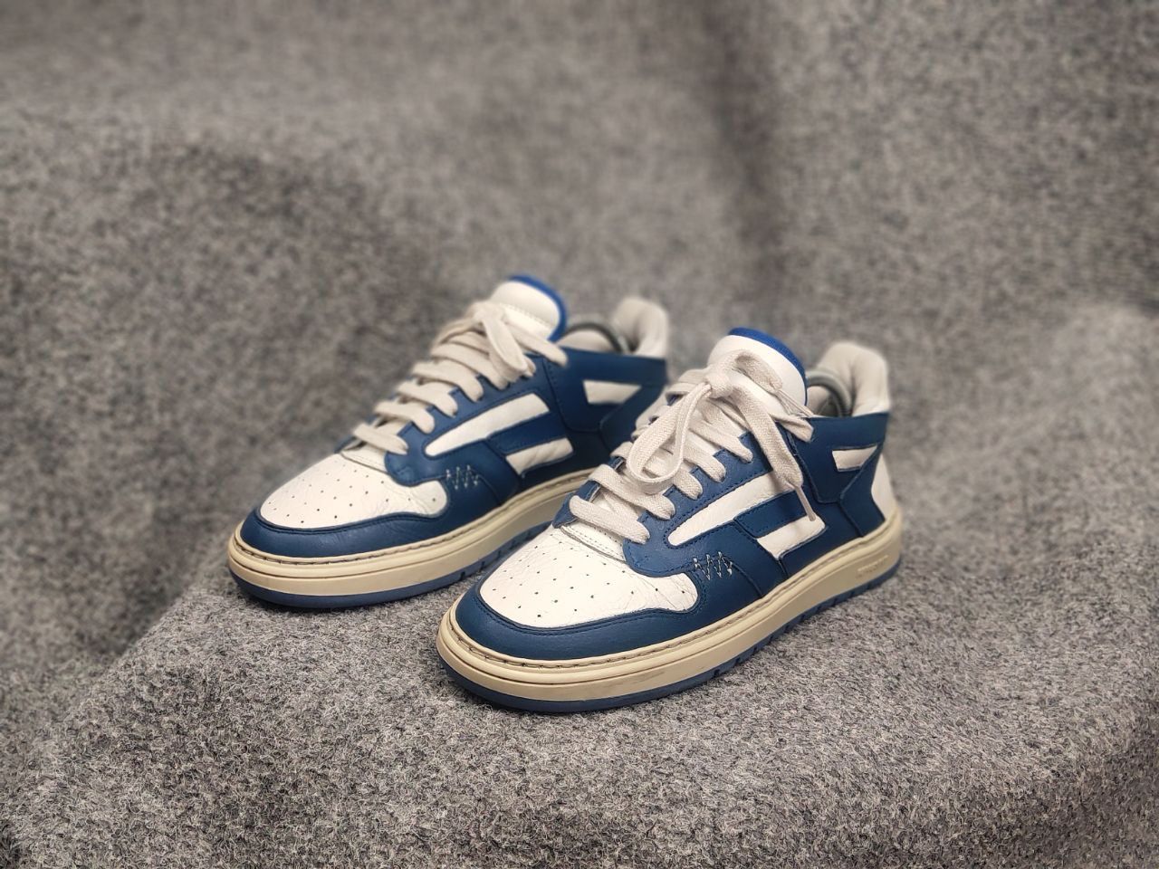 Represent Clo. Represent Reptor Low top White Blue Logo Leather Sneakers Size US 8 / EU 41 - 9 Thumbnail