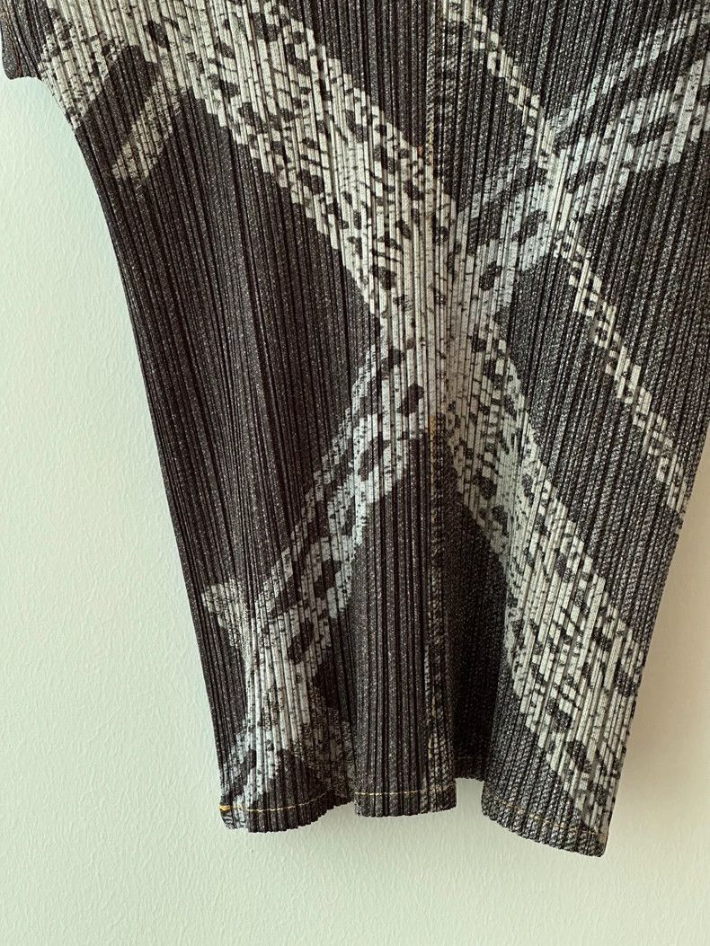Issey Miyake Issey Miyake size:4 Grey lace denim short-sleeved top Size S / US 4 / IT 40 - 2 Thumbnail