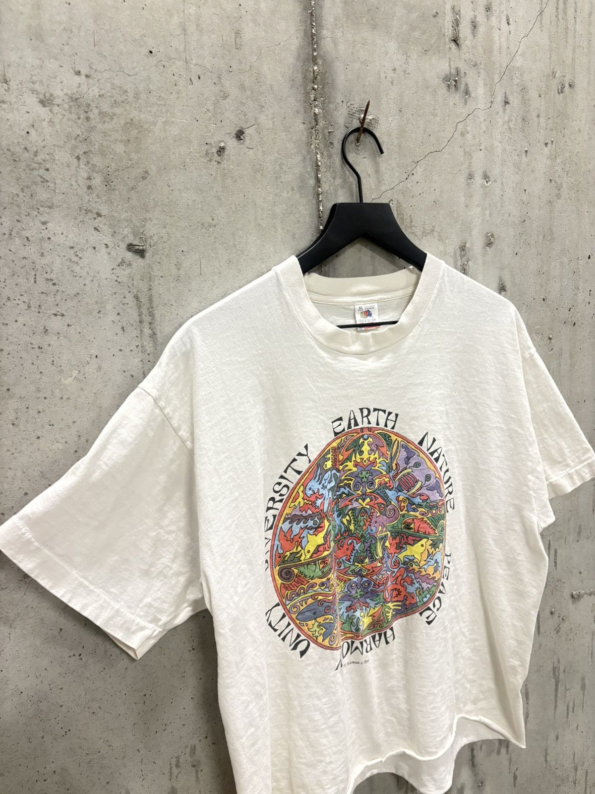 Vintage Vintage Diversity Art Tee Shirt Faded Distressed Grunge Band Size US XL / EU 56 / 4 - 4 Thumbnail