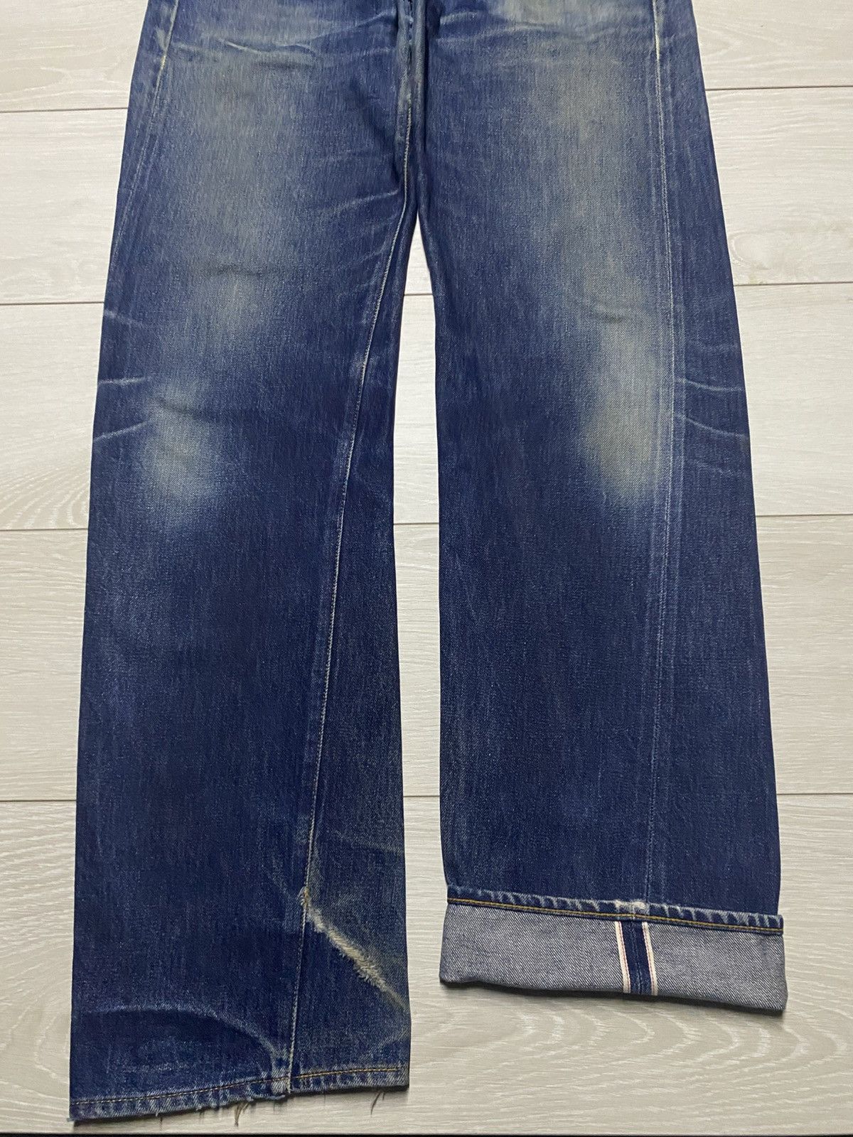 Levi's Vintage Clothing LVC 501 xx BigE ButtonFly Twist Leg Selvedge Repair Jeans Size US 32 / EU 48 - 5 Thumbnail