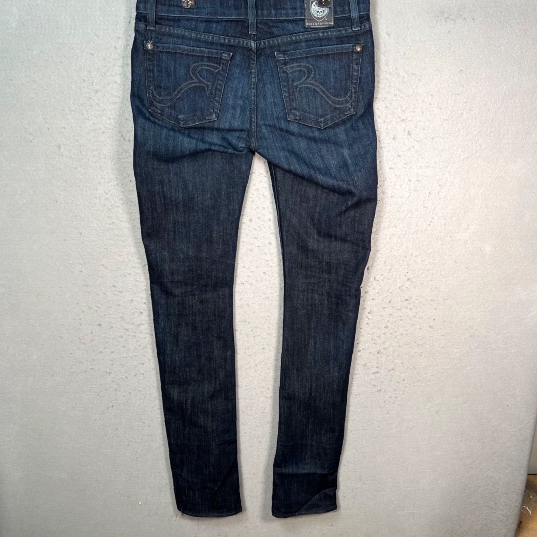 Vintage Rock & Republic Womens Jeans Slim Denim 28 Dark Wash 5-Pocket Pocket Blue Cotton Blend Rock & Republic Slimming Size 28" / US 6 / IT 42 - 2 Thumbnail