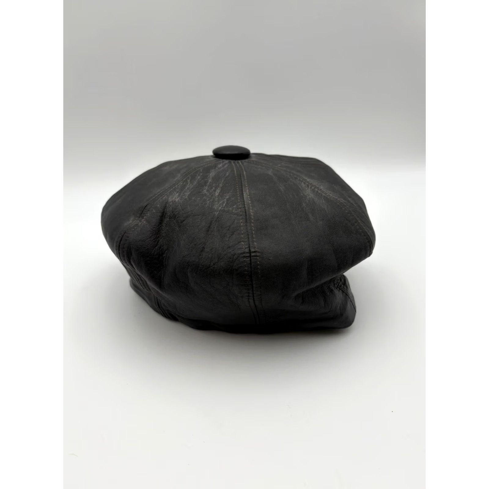 Spitfire VINTAGE Torpedo GT Paris Black Leather Spitfire Newsboy Cap L Men Size 58 Black Leather Spitfire Newsboy Cap Mens Vintage Paris Torpedo GT Size ONE SIZE - 3 Thumbnail