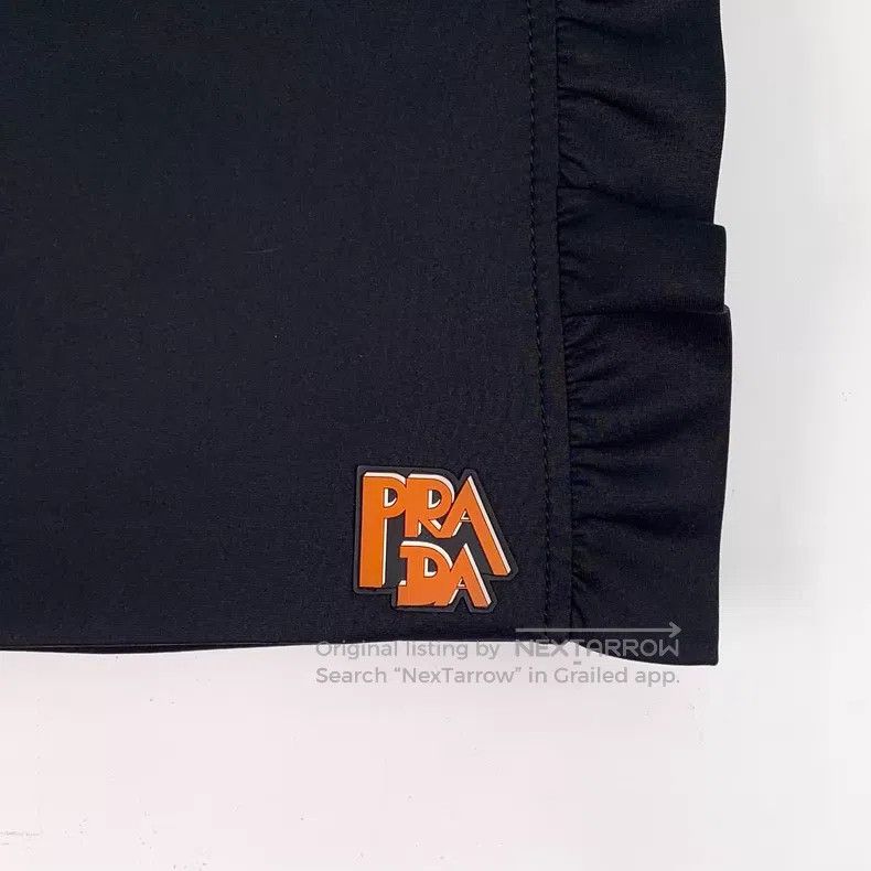 Prada Prada Black logo letter logo casual skirt Size 27" / US 4 / IT 40 - 4 Thumbnail
