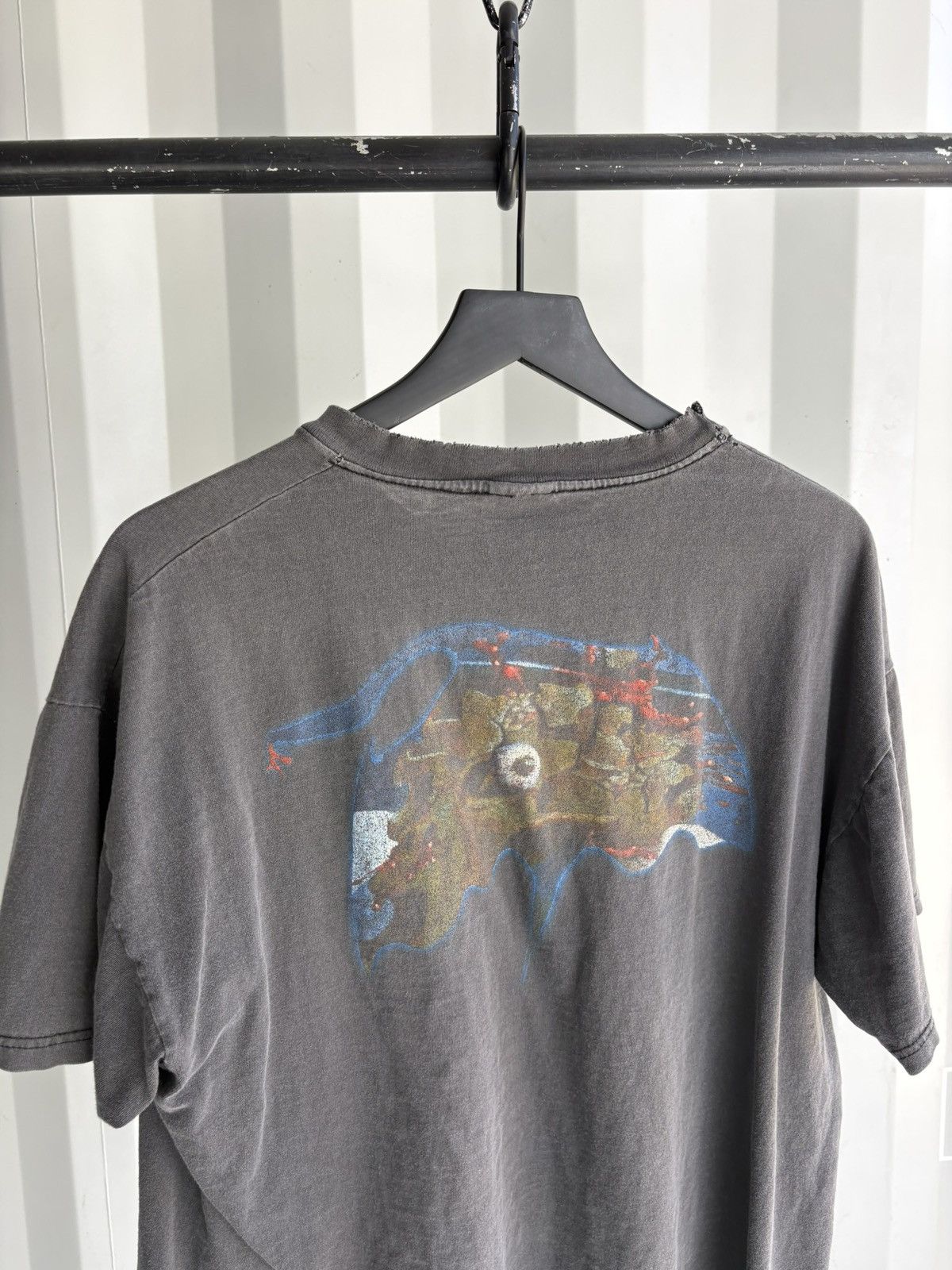 Band Tees Vintage Pink Floyd Shirt Thrashed Faded Grunge Band Size US XL / EU 56 / 4 - 3 Thumbnail