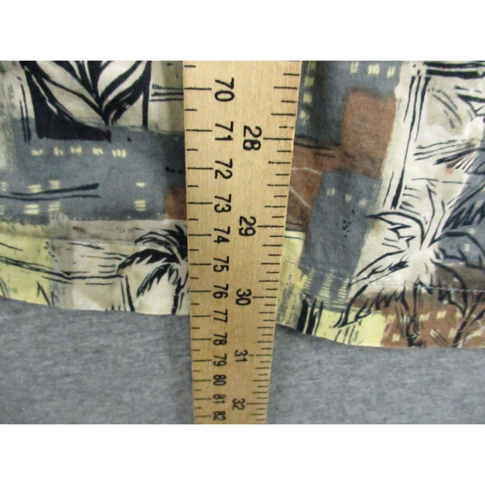 Gloverall VINTAGE AFTCO Bluewater Button Up Shirt Large Mens Floral All Over Print Hawaiian Pocket Shirt - Mens Size L Beige Cotton Button-Up Short Sleeve Size US L / EU 52-54 / 3 - 6 Thumbnail