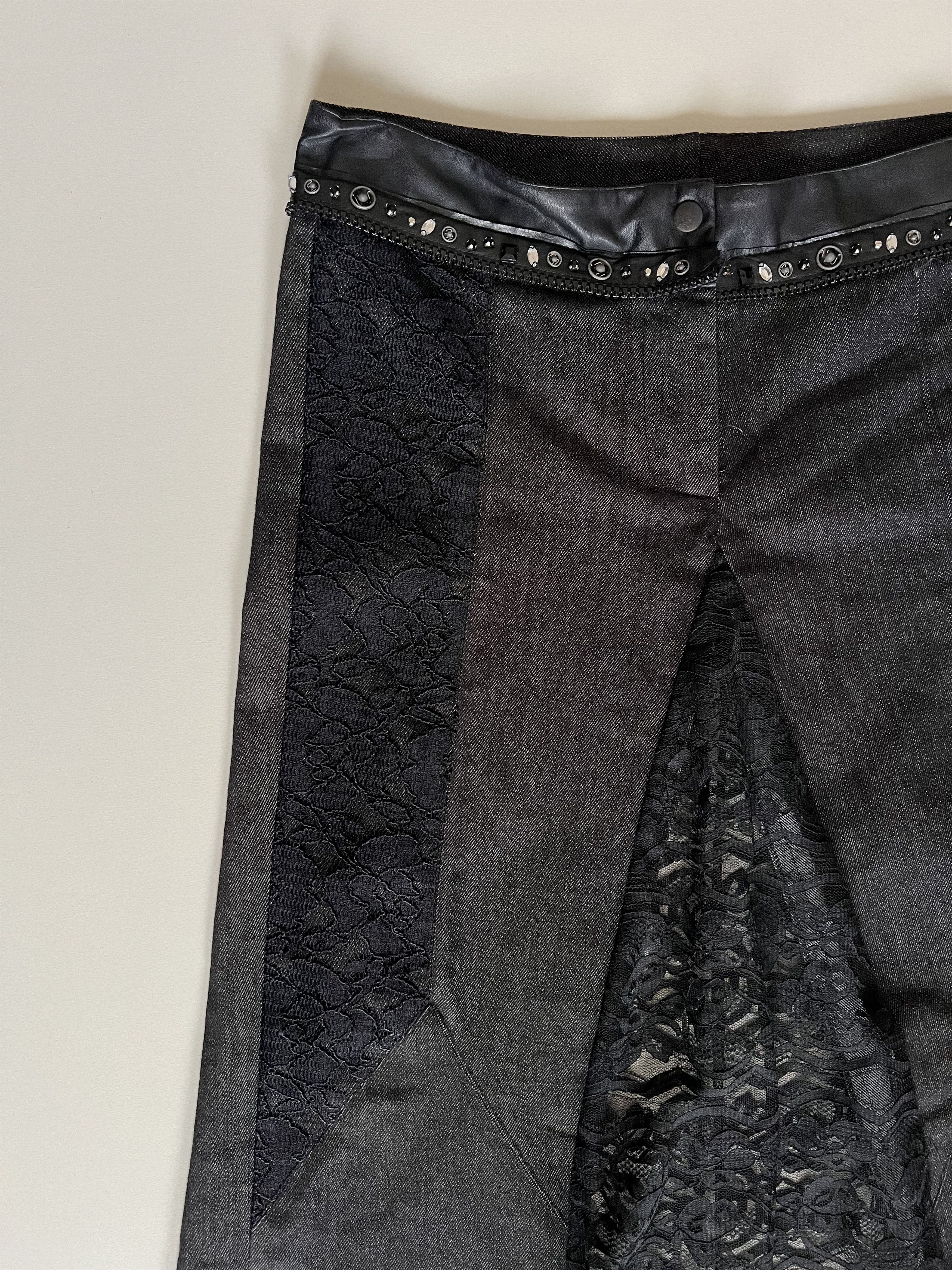 Imperial Imperial Lace Panel Skirt – Black Denim & Lace – Y2K Gothic Size 26" / US 2 / IT 38 - 4 Thumbnail