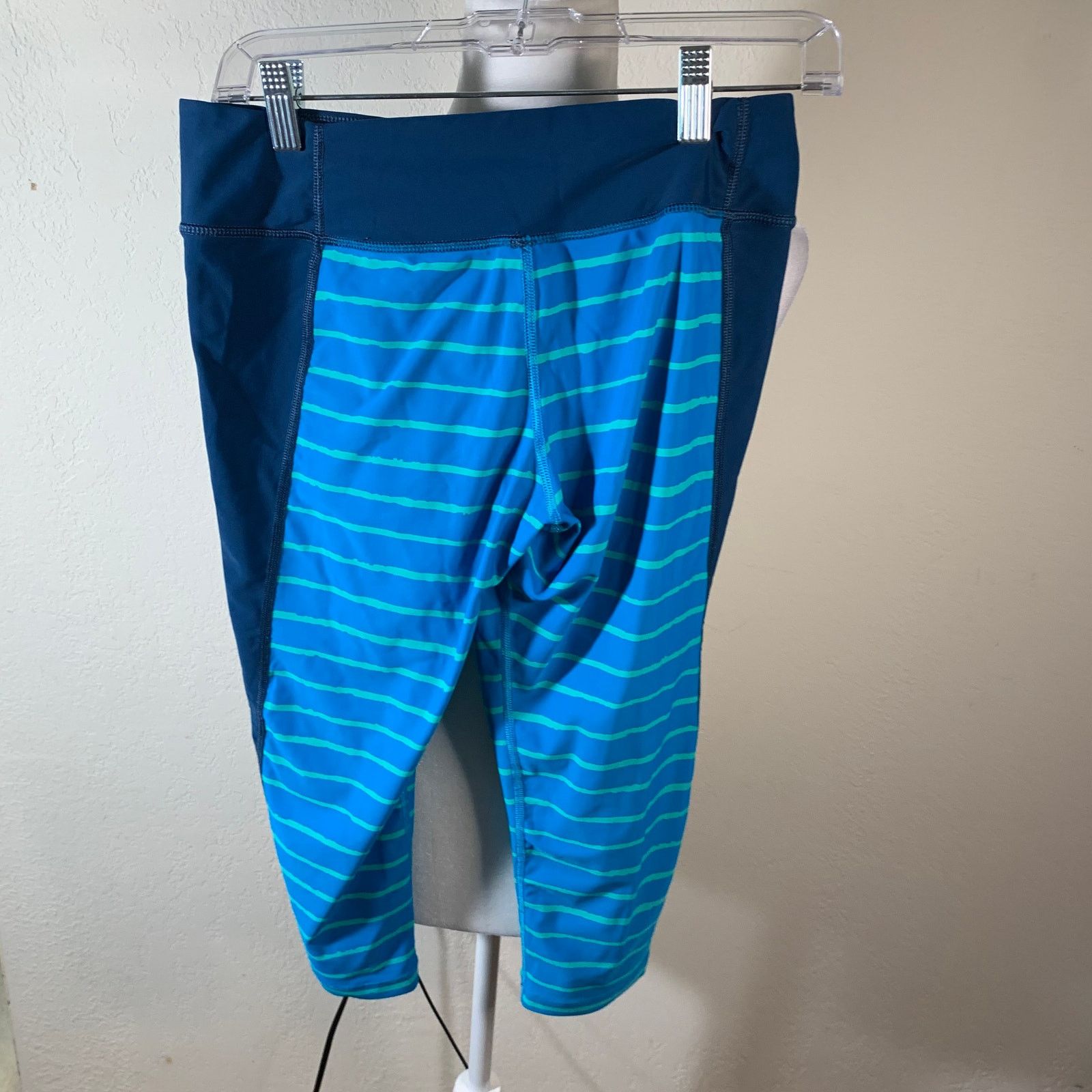 Nike Nike Activewear pants for women size M Size 27" / US 4 / IT 40 - 3 Thumbnail