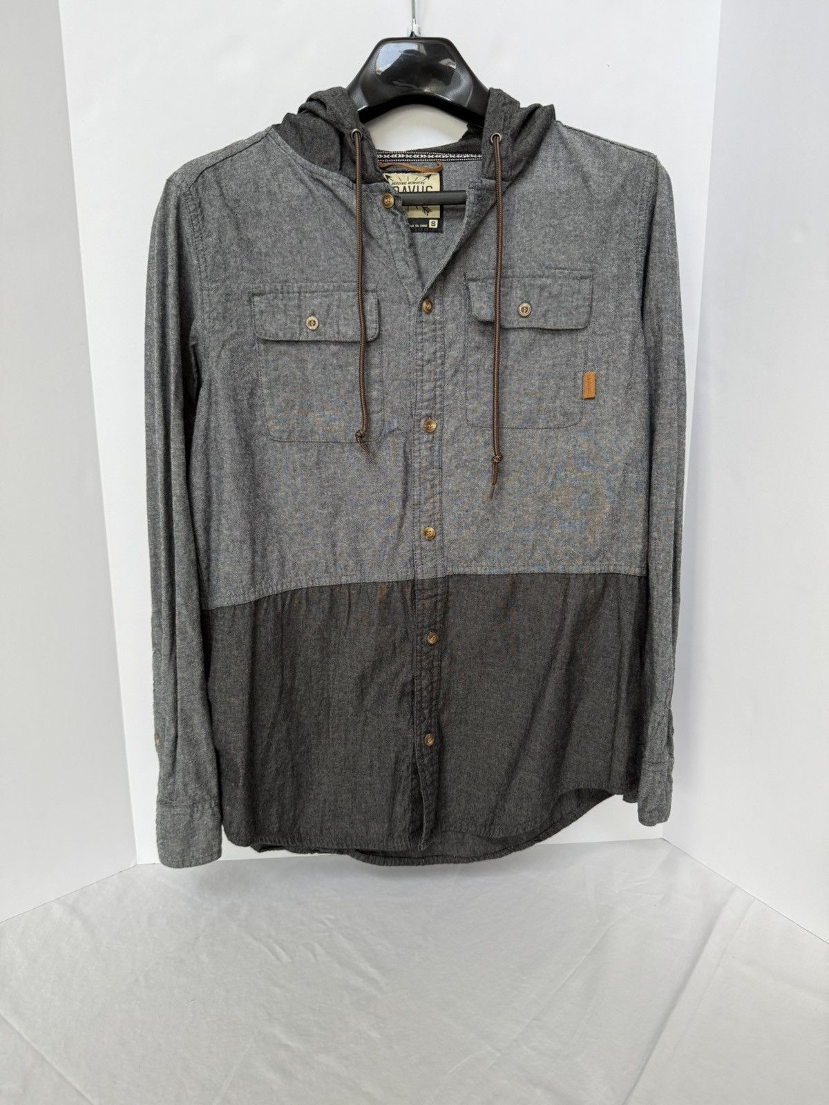 Dravus Dravus men’s long sleeve button-up hooded shirt in two-tone Size US S / EU 44-46 / 1 - 1 Thumbnail