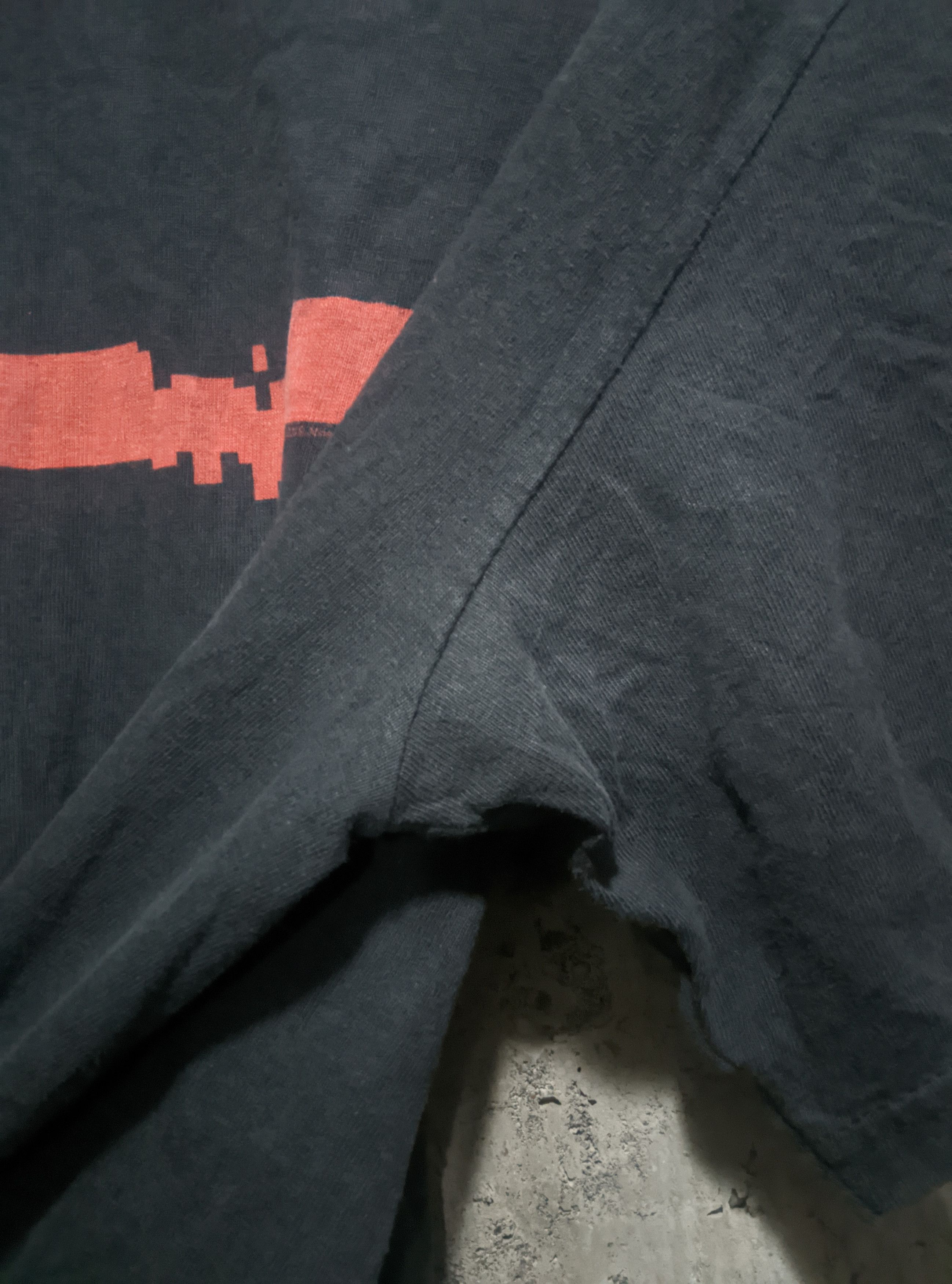 Band Tees Vintage 2009 nine inch nails the slip era t shirt Size US M / EU 48-50 / 2 - 2 Thumbnail