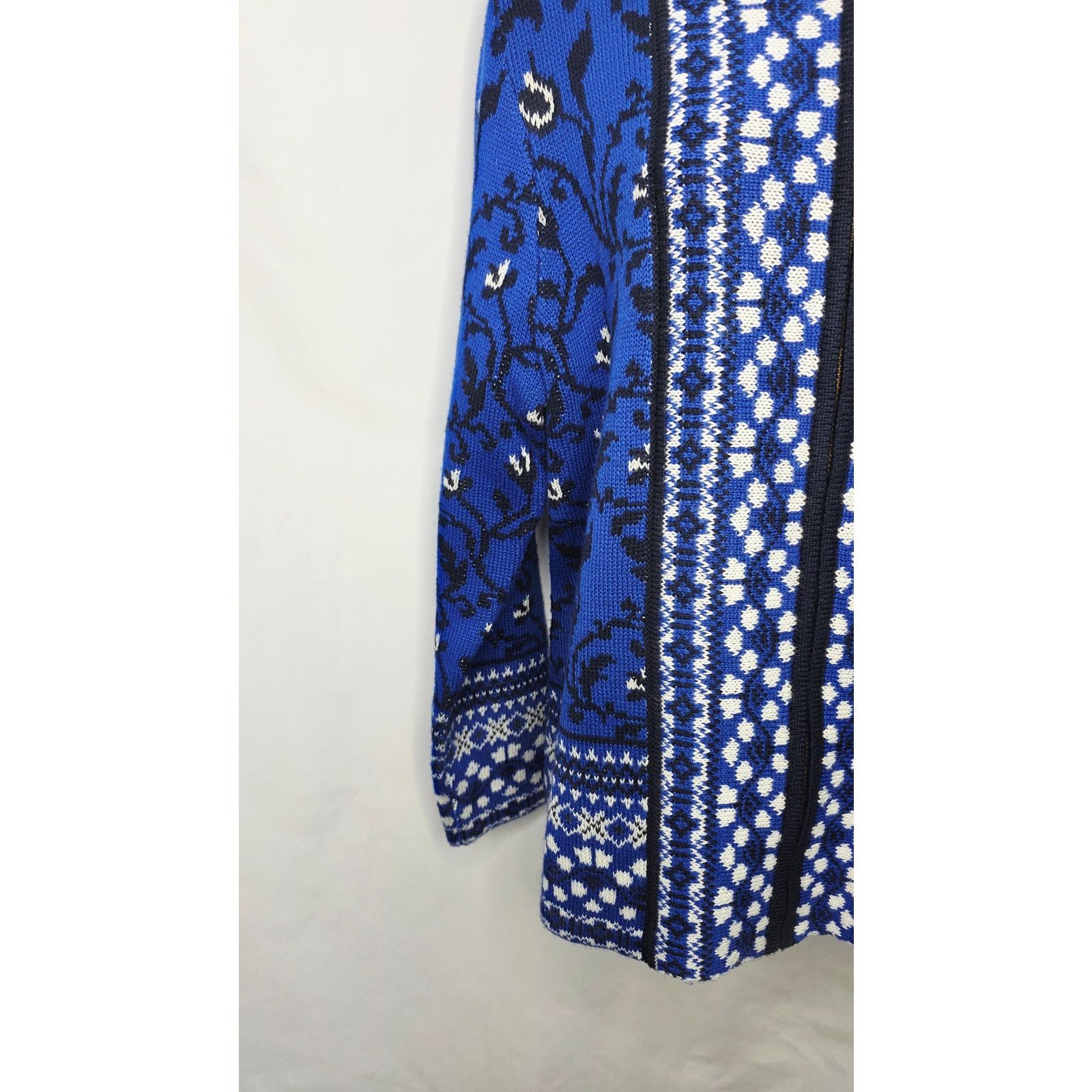 Other Zipper Front Blue & Black Floral Fair Isle Cardigan Sweater Size L / US 10 / IT 46 - 6 Thumbnail