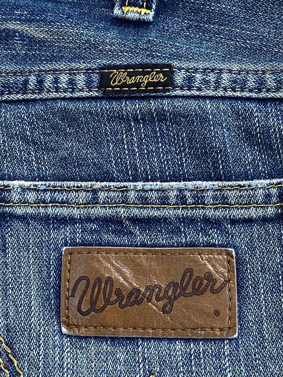 Wrangler Wrangler Brand Faded Wash Flare Style Jeans Size US 29 - 14 Thumbnail