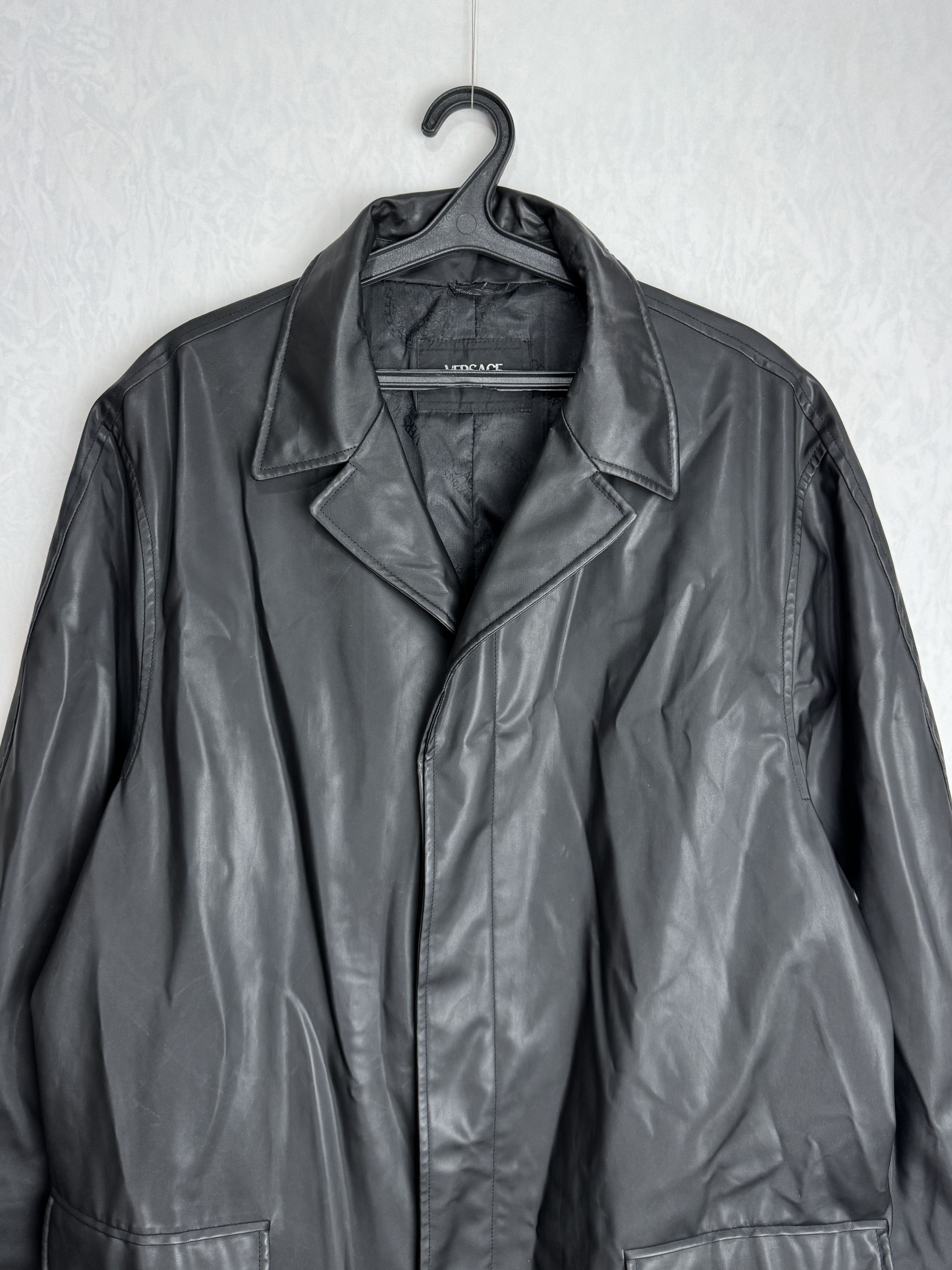 Versace VERSACE CLASSIC V2 vintage men’s oversized faux leather coat Size US XXL / EU 58 / 5 - 3 Thumbnail