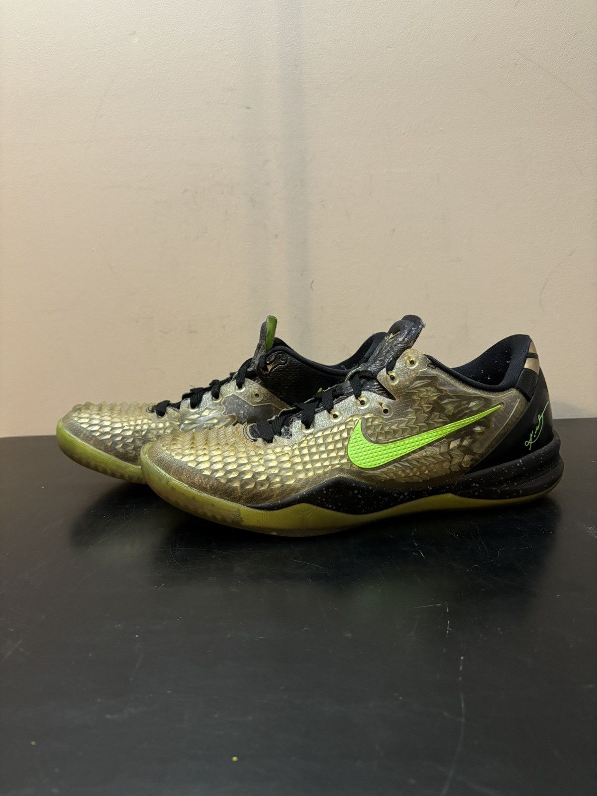 Nike Nike Kobe 8 SS Christmas 2013 Size US 11 / EU 44 - 1 Thumbnail