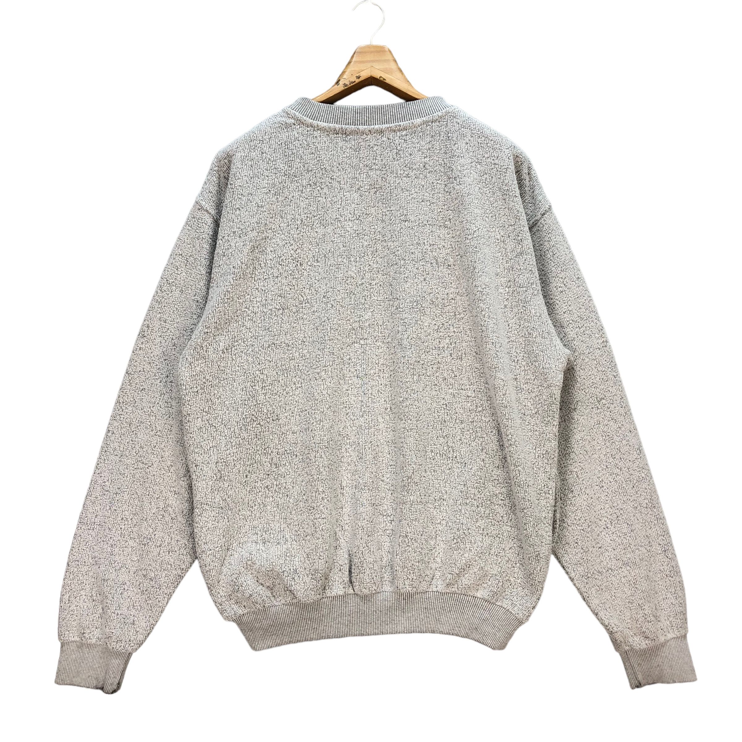Universal Studios UNIVERSAL STUDIOS EMBROIDERY BIG LOGO SWEATSHIRTS #7308-128 Size US L / EU 52-54 / 3 - 7 Thumbnail