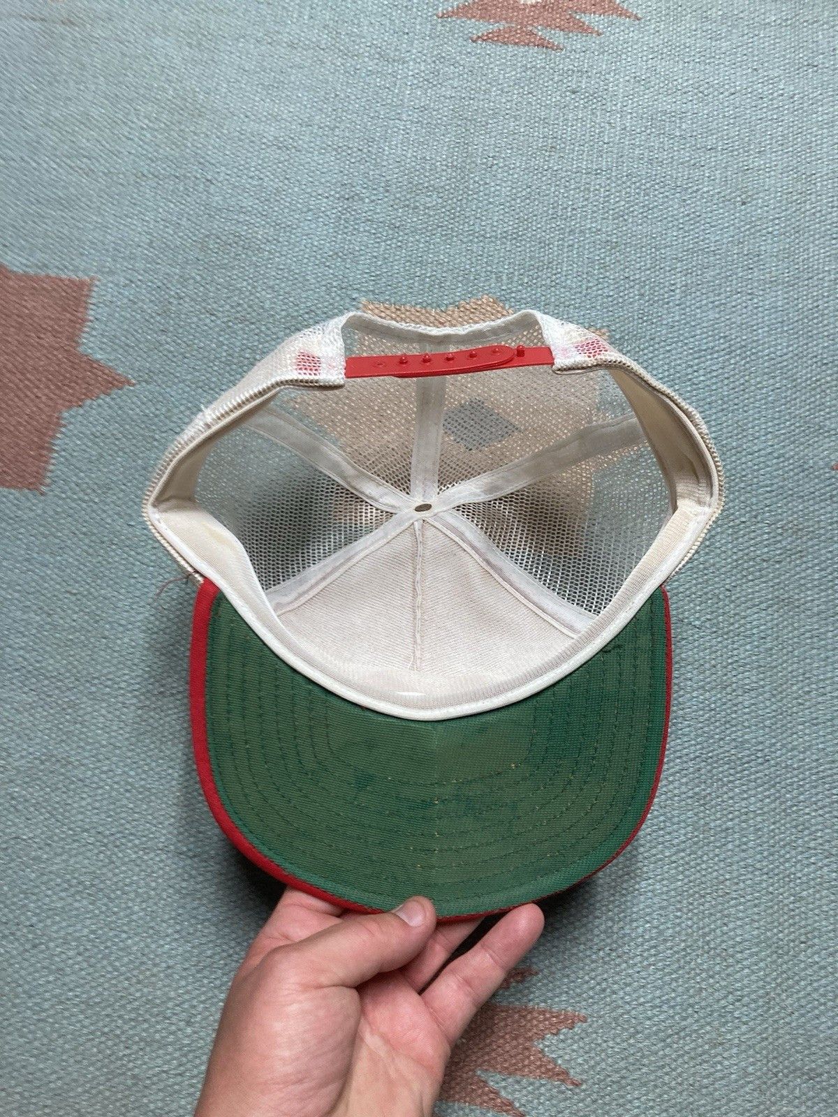 Vintage 80s trucker hat taste Diet Coke soda pop SnapBa CRACKED BILL Size ONE SIZE - 6 Thumbnail