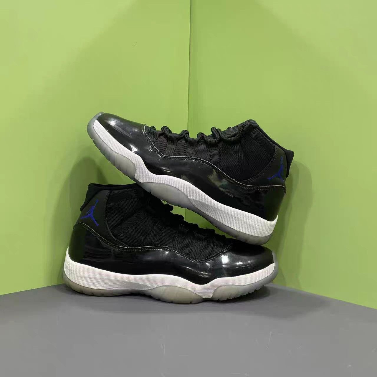 Jordan Brand Air Jordan 11 Space Jam K15 Size US 11.5 / EU 44-45 - 4 Thumbnail