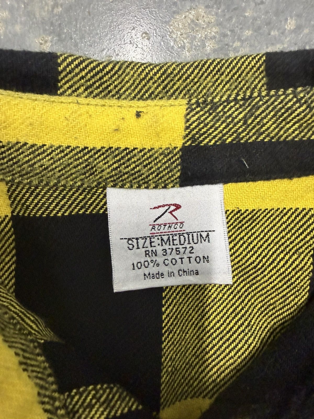 Rothco ROTH CO Yellow & Black Buffalo Plaid Button-Up Shirt Sz. M Size US M / EU 48-50 / 2 - 2 Thumbnail
