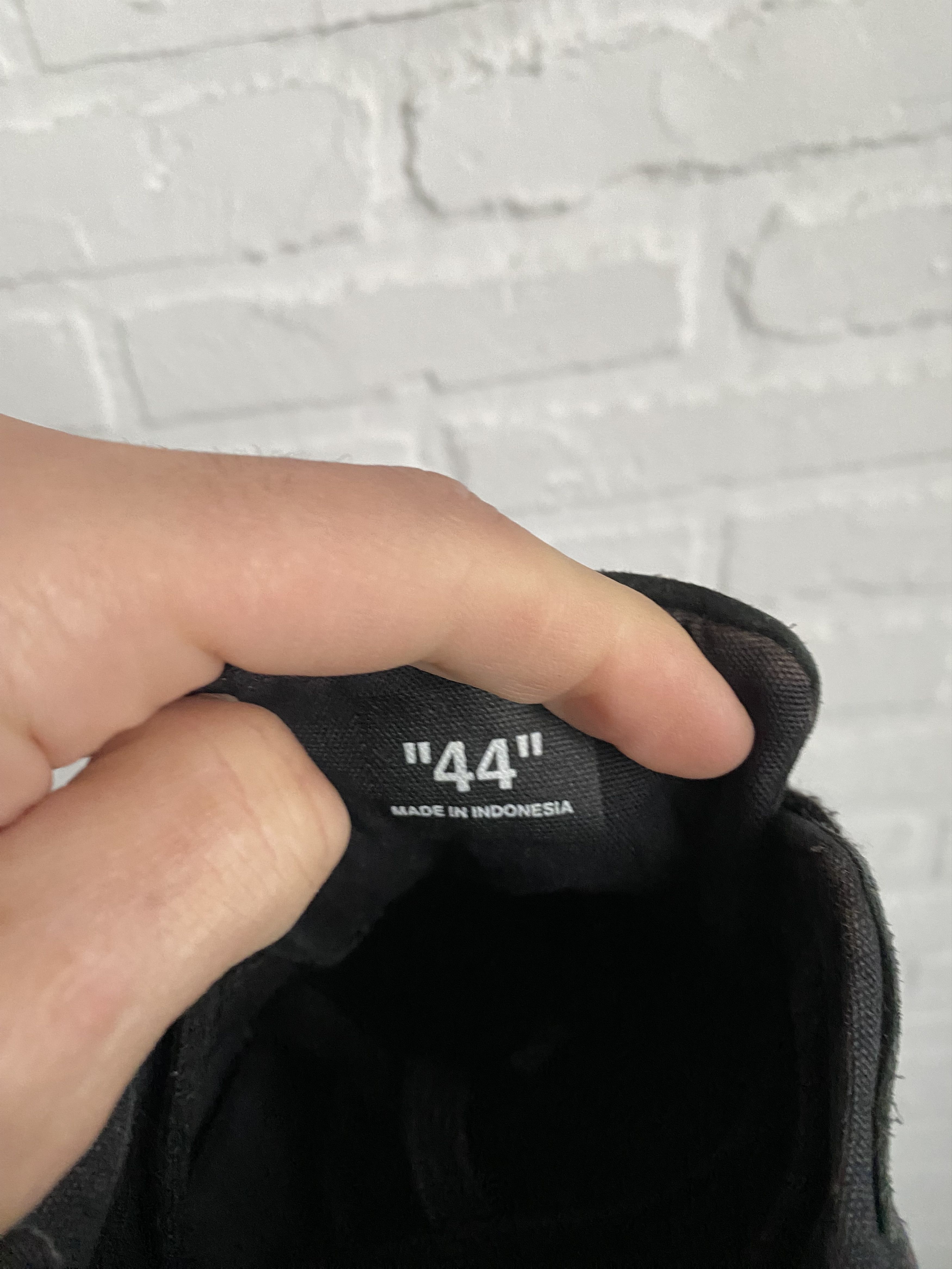 Off-White Off White suede leather black vulcanized sneakers Size US 10 / EU 43 - 8 Thumbnail
