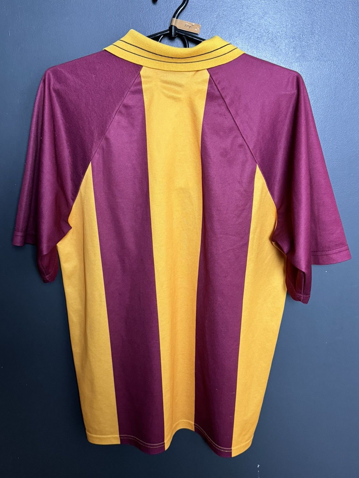 Asics Bradford City 99/01 Home Football Jersey Size US S / EU 44-46 / 1 - 2 Thumbnail