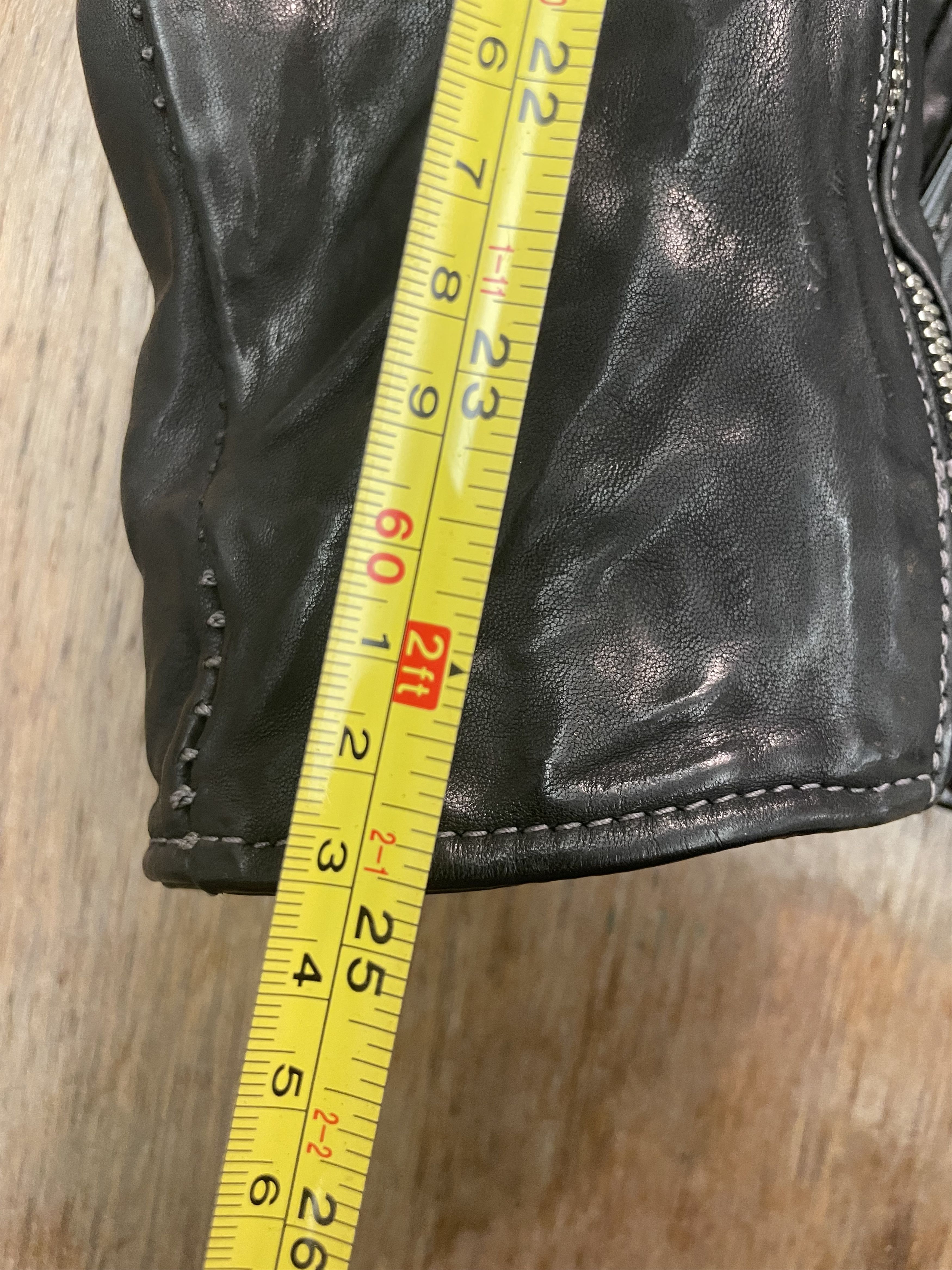 Incarnation Bias zip darts shoulder horse leather jacket Size US S / EU 44-46 / 1 - 14 Thumbnail