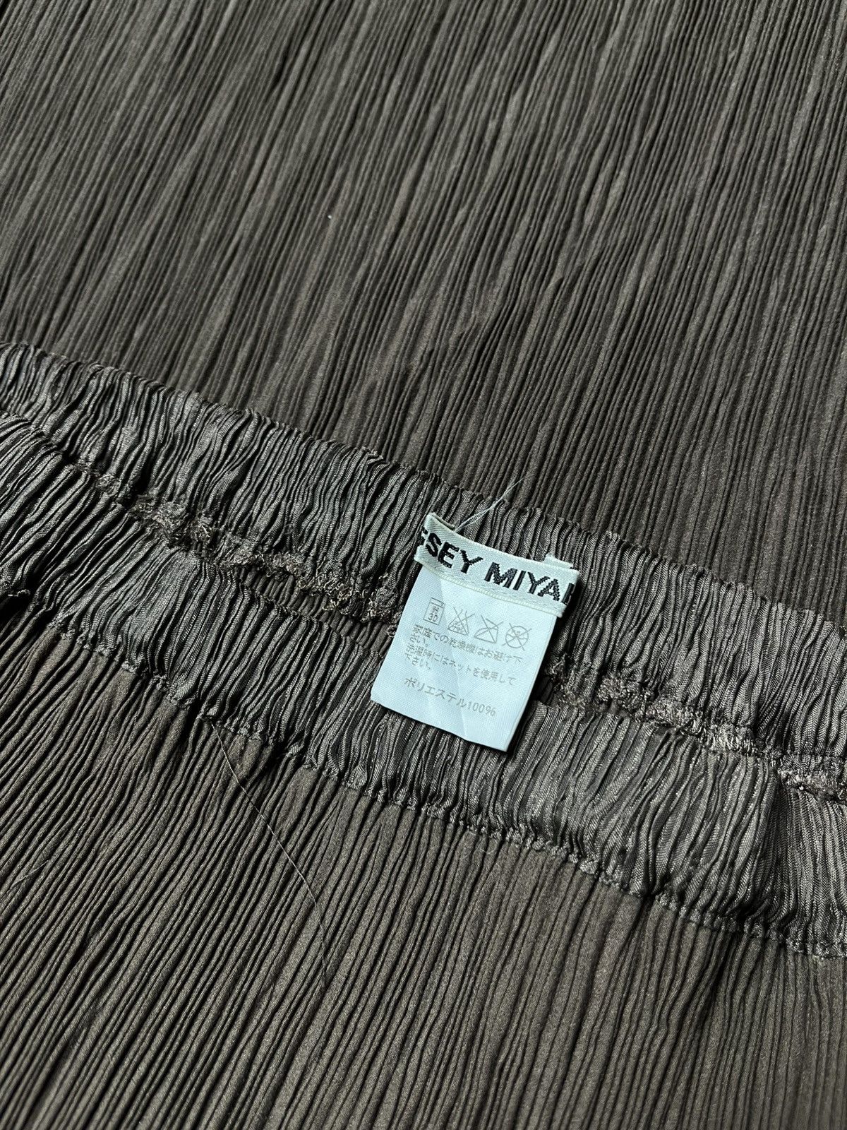Homme Plisse Issey Miyake × Issey Miyake × Pleats Please Issey Miyake vtg issey miyake pleats please Size 28" / US 6 / IT 42 - 6 Thumbnail