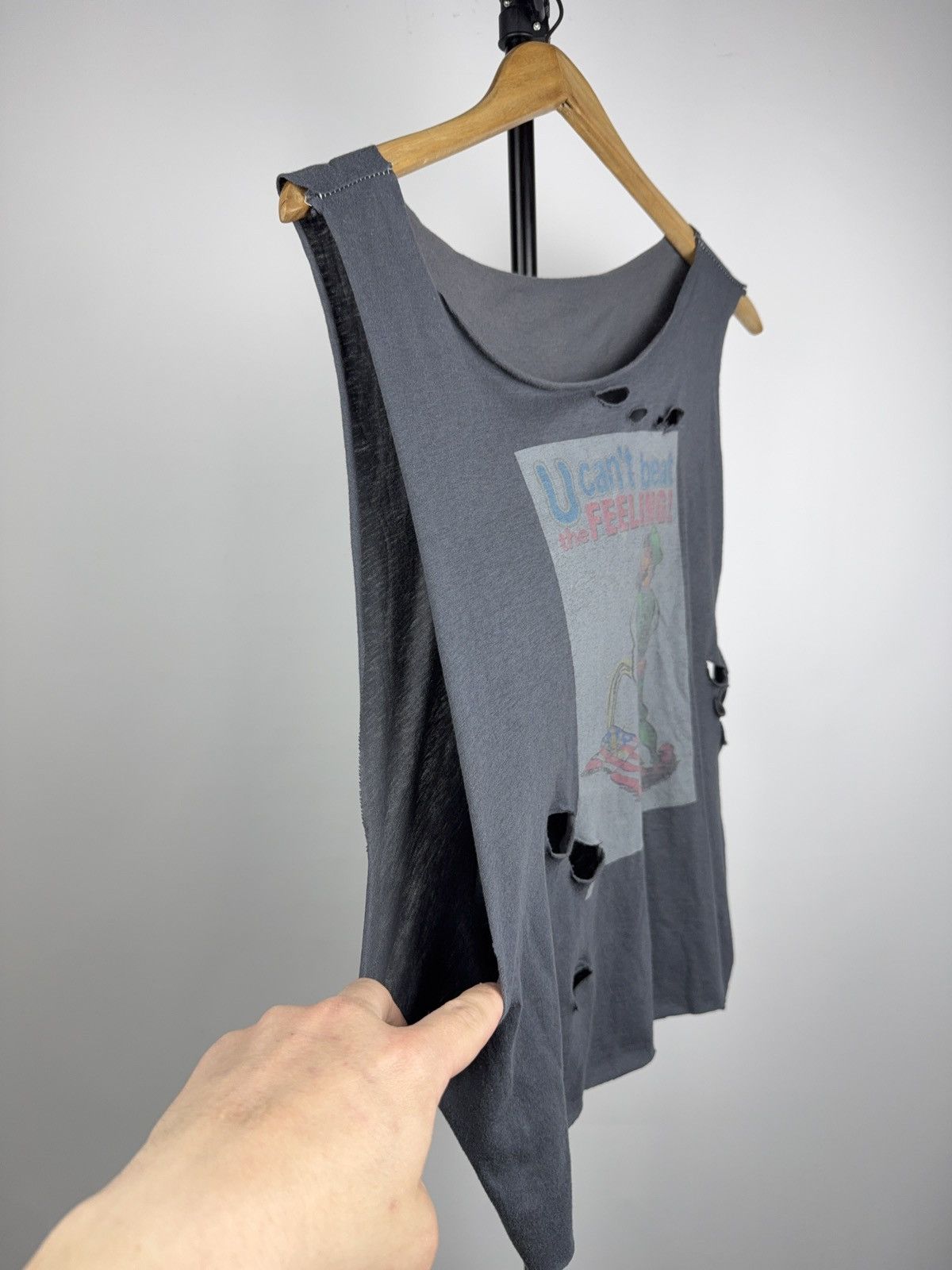 Vintage USA Protest Punk Distressed Faded Cropped Tank top Size US S / EU 44-46 / 1 - 3 Thumbnail