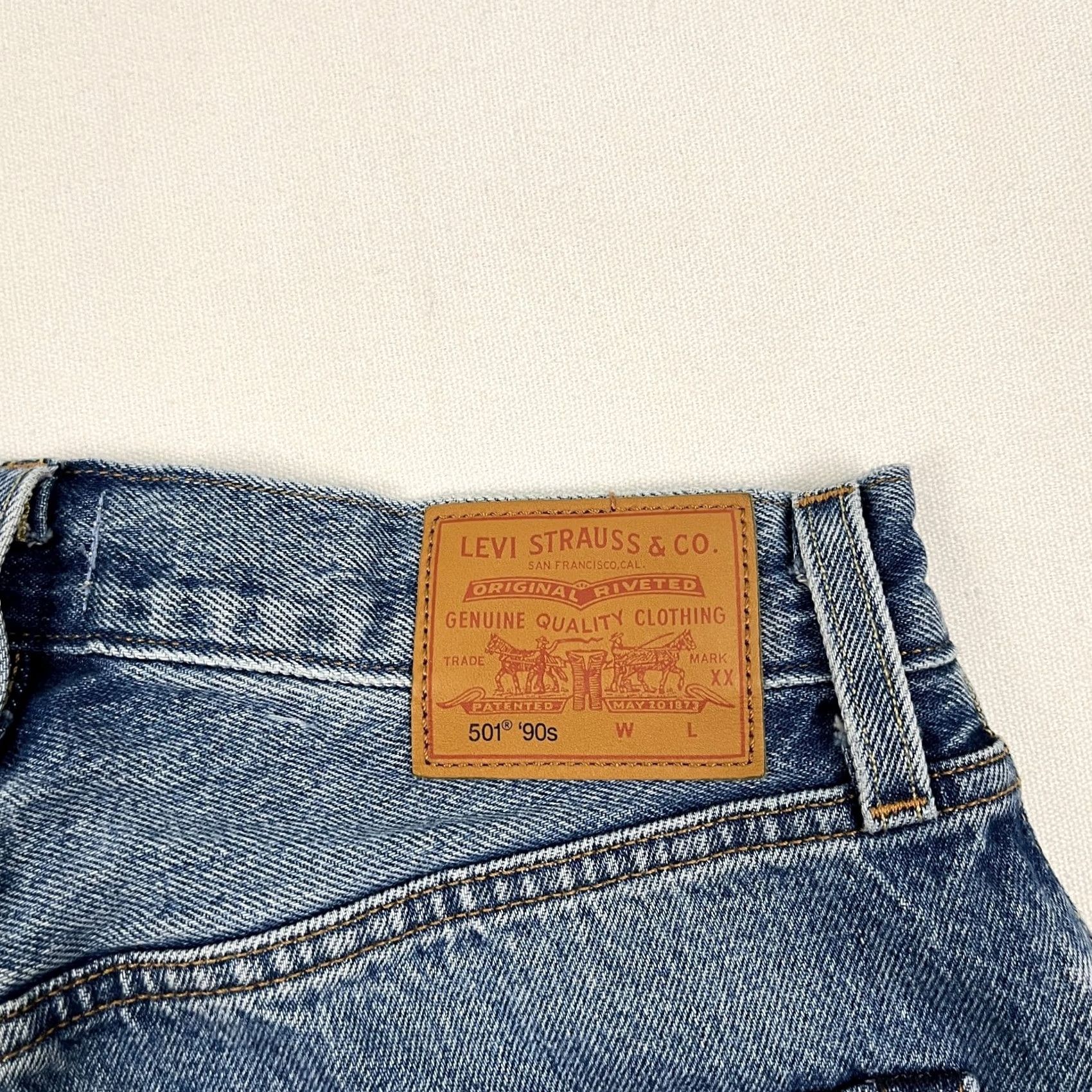 Levi's Levi's 501 Womens Jeans Slim Straight 90s Blue Denim 28 x 29 Button Fly Vintage No N/A Size 28" / US 6 / IT 42 - 7 Thumbnail