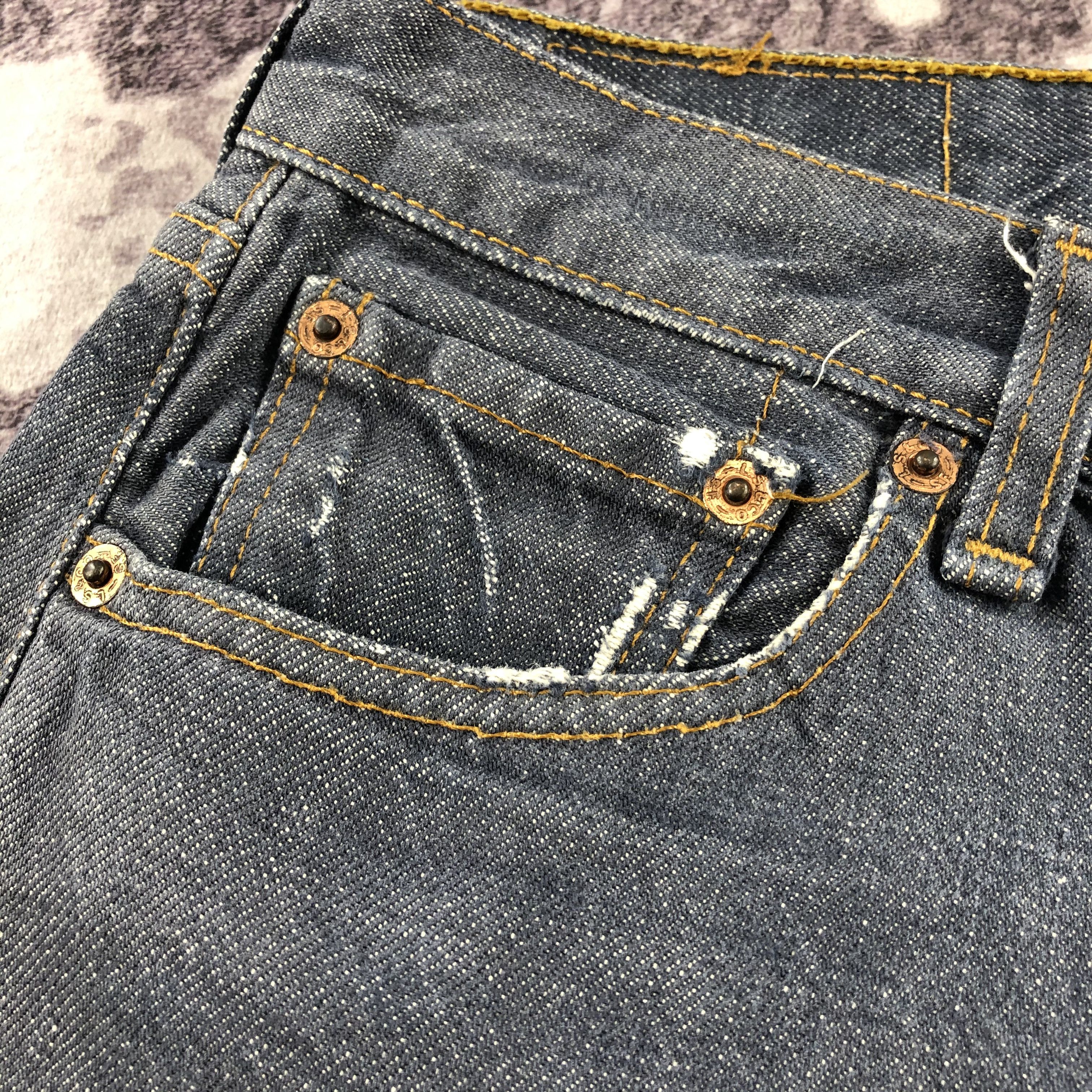 Levi's 90s Vintage Ripped Levis 501 Jeans-JM2674 Size US 28 / EU 44 - 12 Thumbnail