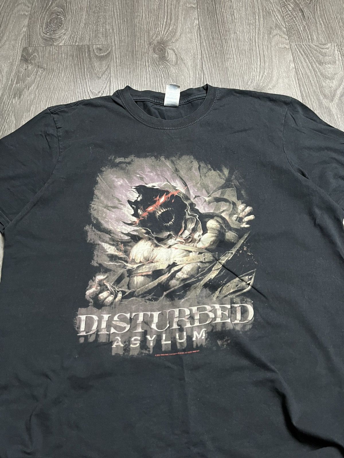 Band Tees Disturbed Asylum Tour Tee 2012 Vintage Nu Metal Band T-Shirt Size US XL / EU 56 / 4 - 2 Thumbnail