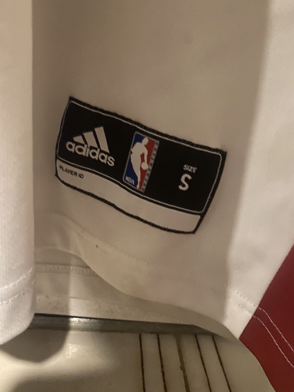 Adidas × NBA × Vintage Miami Heat Wade Jersey Size US S / EU 44-46 / 1 - 3 Thumbnail