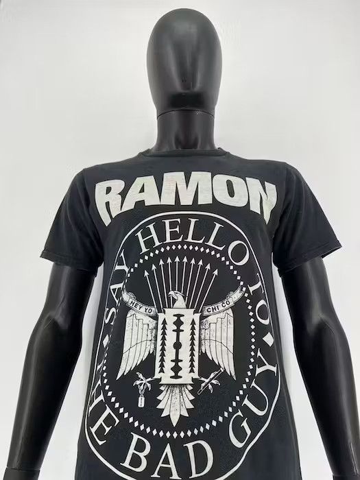 Band Tees Rare🔥 Vintage Y2K Ramon Tees 2013 "Say Hello To Size US M / EU 48-50 / 2 - 6 Thumbnail