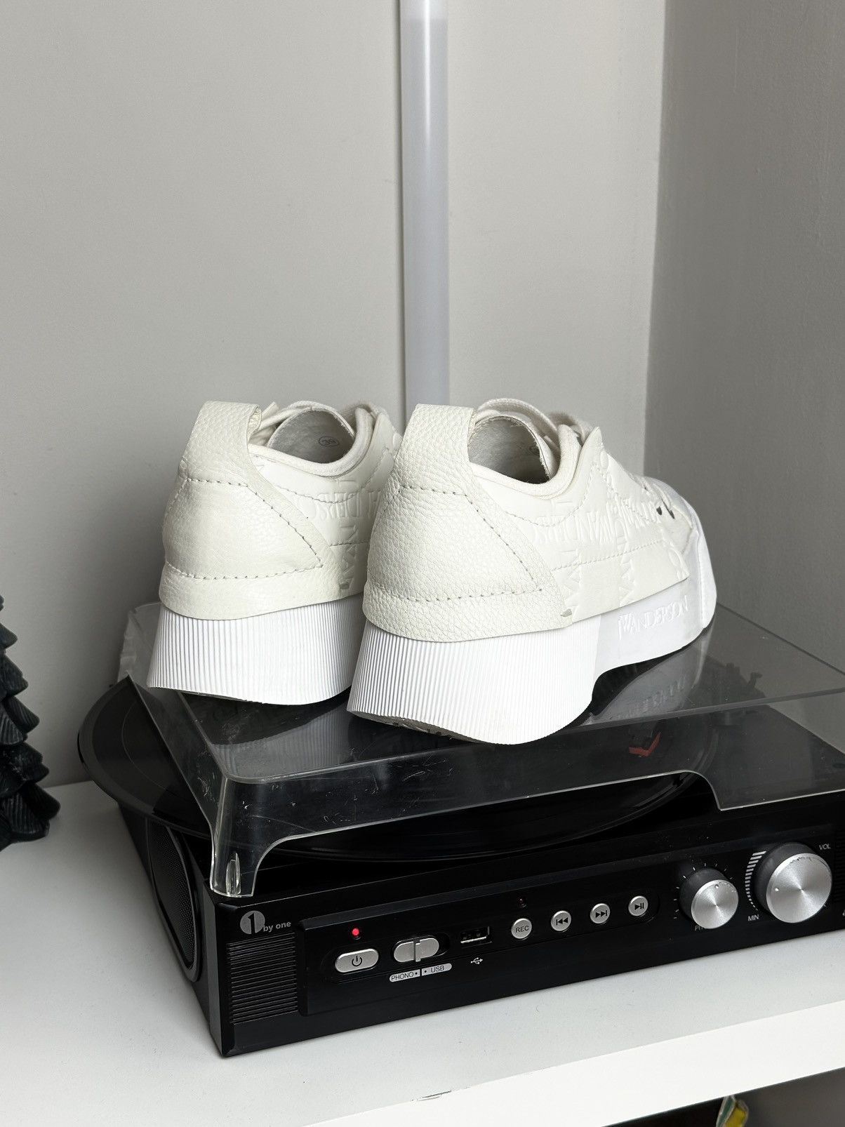 JW Anderson J.W. Anderson leather and canvas low top sneakers Size 39 Size US 9 / IT 39 - 4 Thumbnail