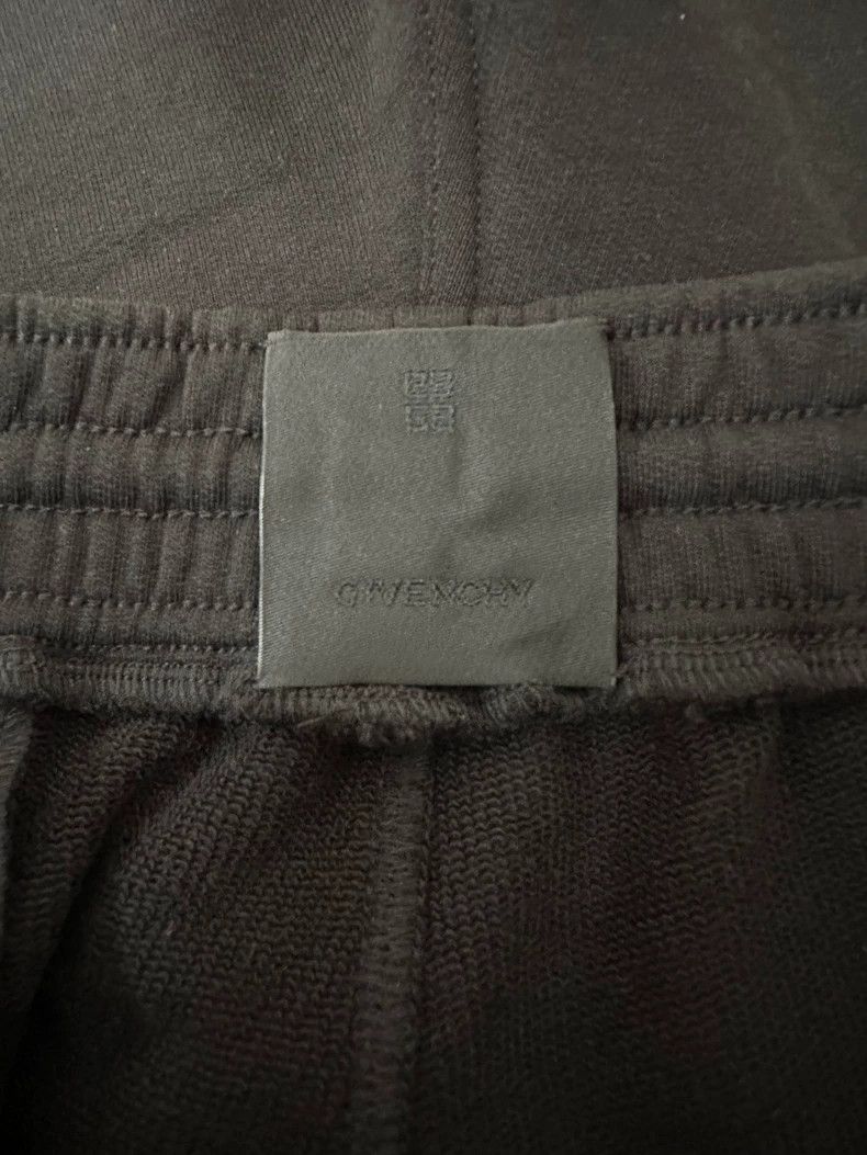 Other Givenchy Size3XL Black Casual Shorts Size US 30 / EU 46 - 4 Thumbnail