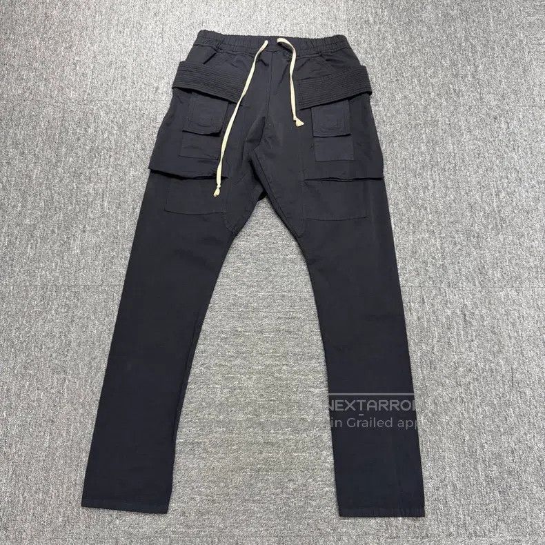 Rick Owens RICK OWENS size S Black cargo pants, shell pants Size US 27 - 1 Thumbnail