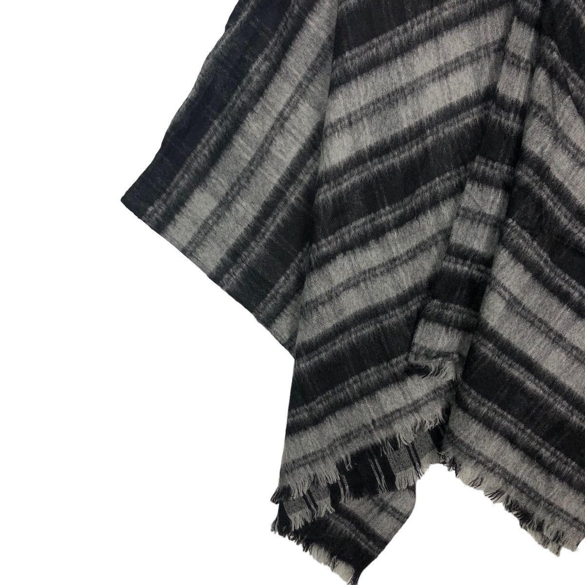 Japanese Brand VINTAGE ONEILL CLOAK OVERSIZED TARTAN DESIGN WOOL Size US L / EU 52-54 / 3 - 3 Thumbnail