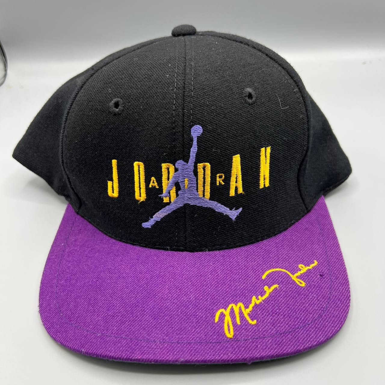 Nike Vintage Air Jordan Hat Men Embroidered Snap Back Cap Wool Size ONE SIZE - 1 Thumbnail