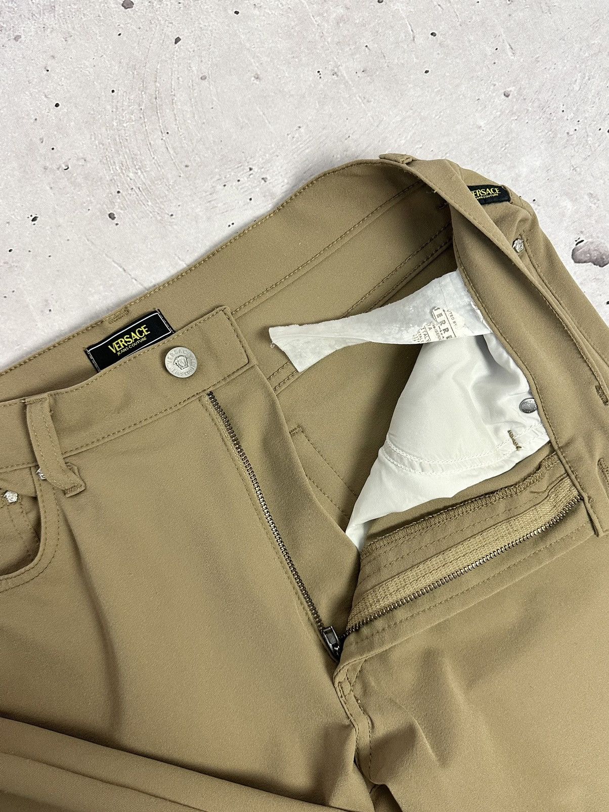 Versace Jeans Couture × Vintage Vintage Versace Jeans Couture Beige Women’s Trousers Size 28" / US 6 / IT 42 - 8 Thumbnail